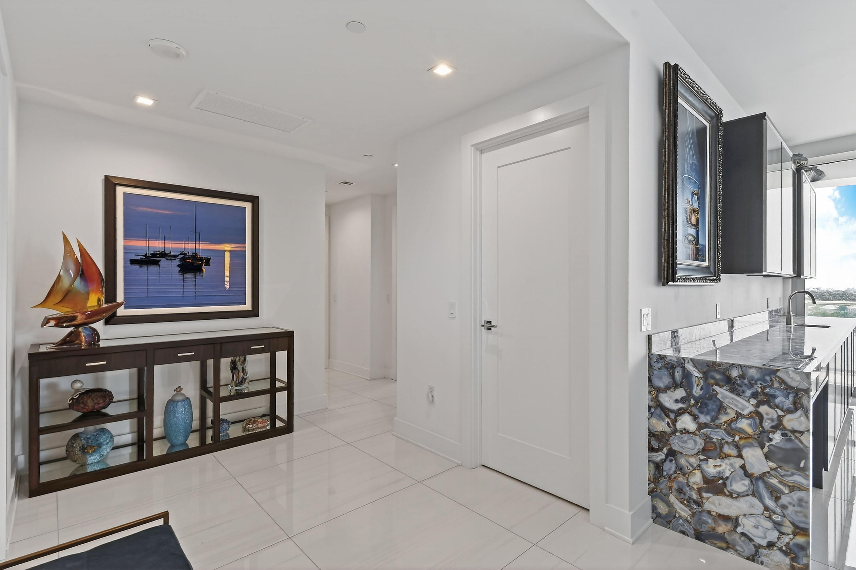 5000 N Ocean Drive 1001 Property Photo 32
