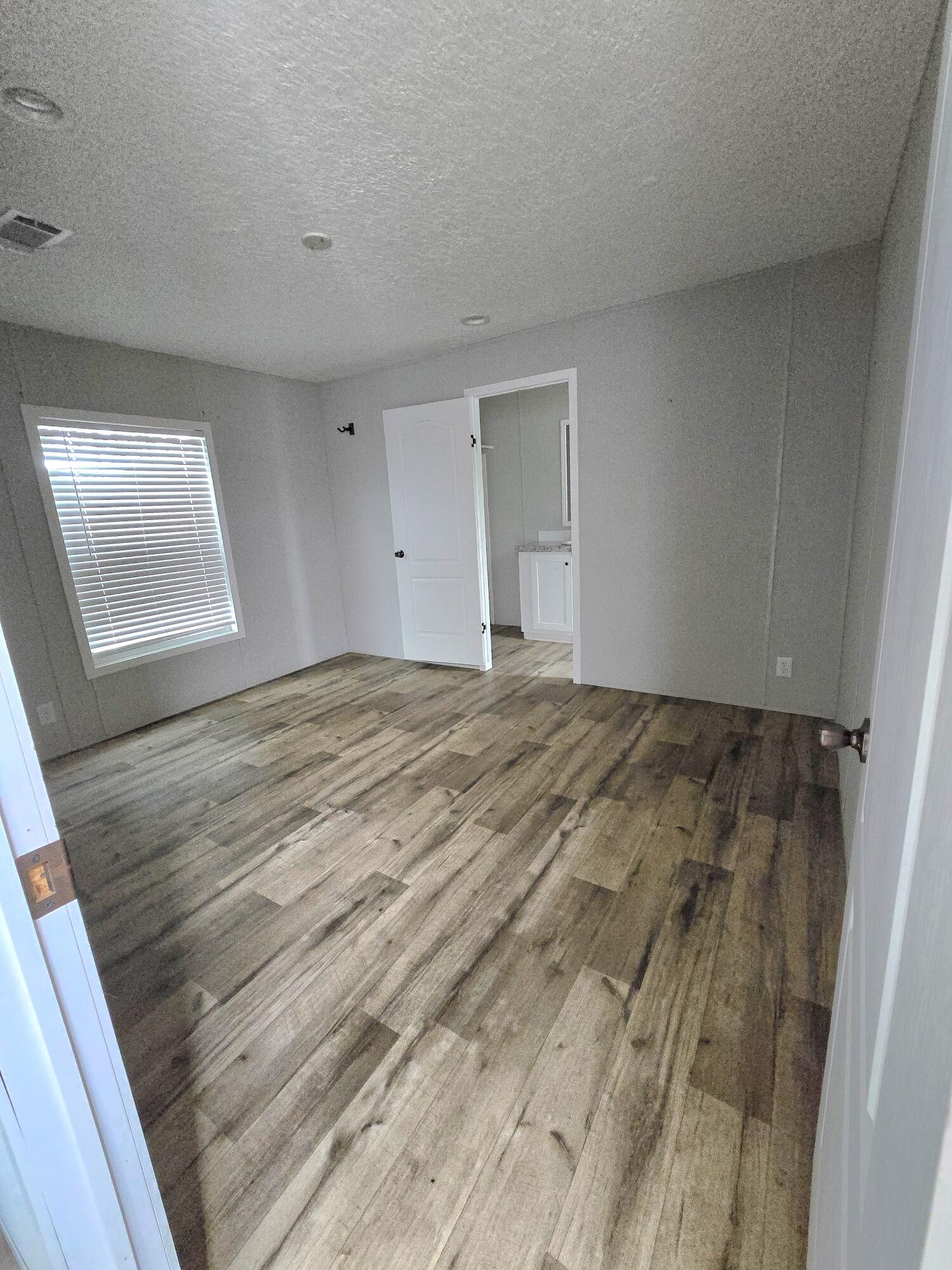 4649 Nw 30th Street Property Photo 14