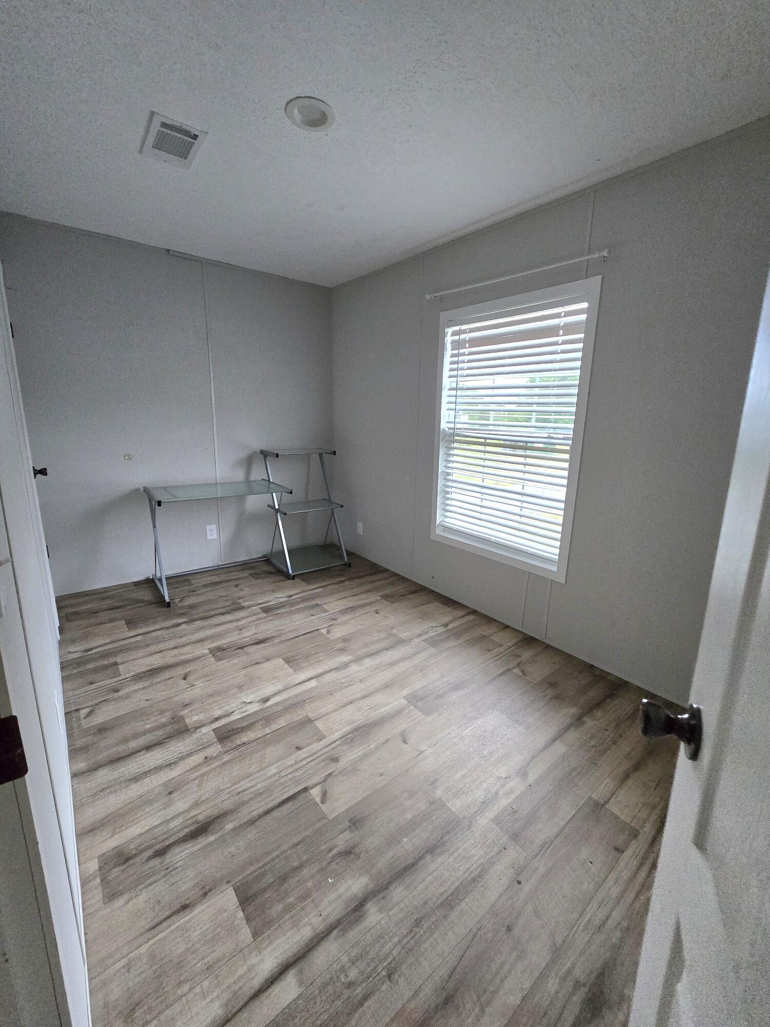 4649 Nw 30th Street Property Photo 15