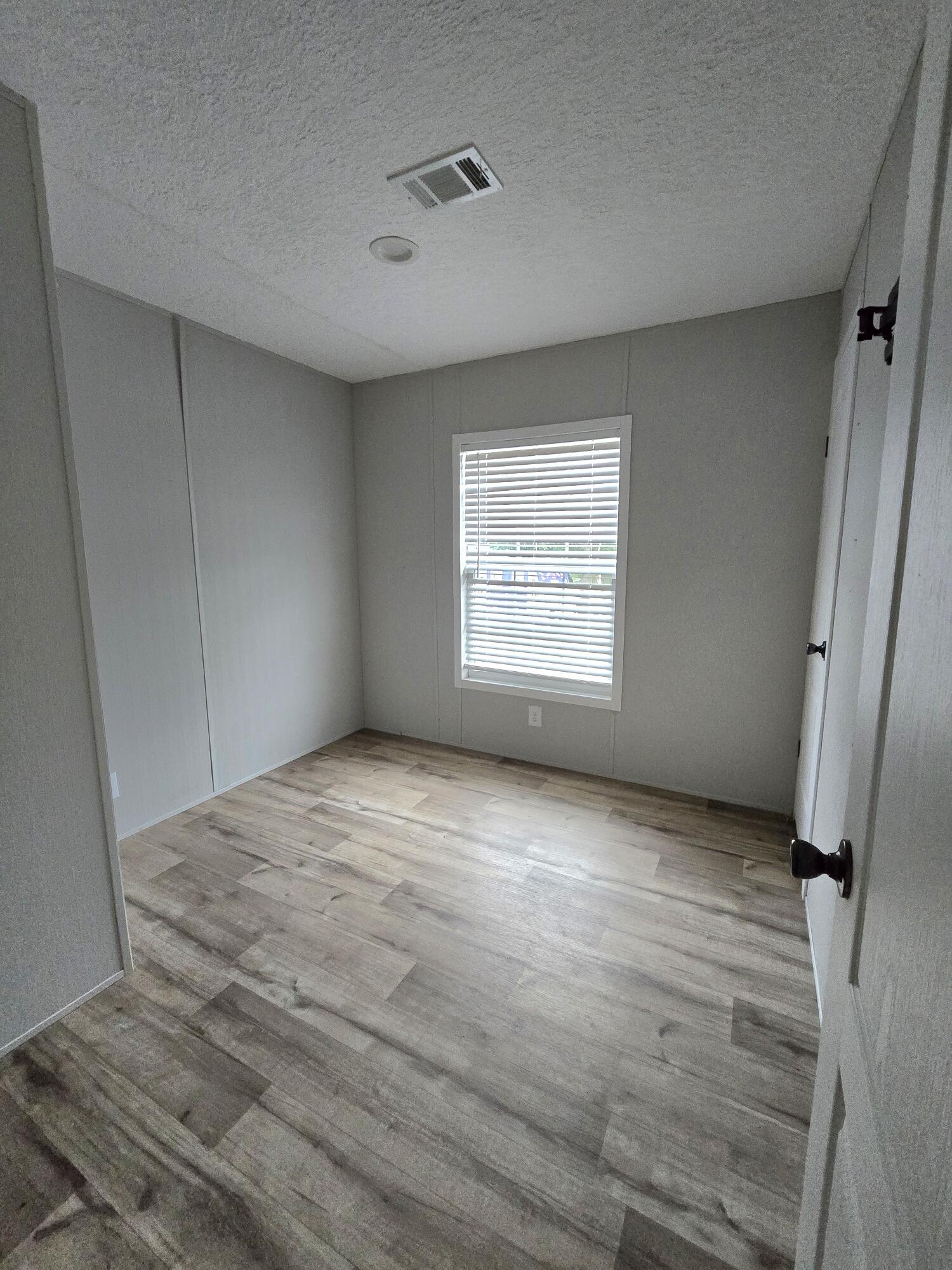 4649 Nw 30th Street Property Photo 16