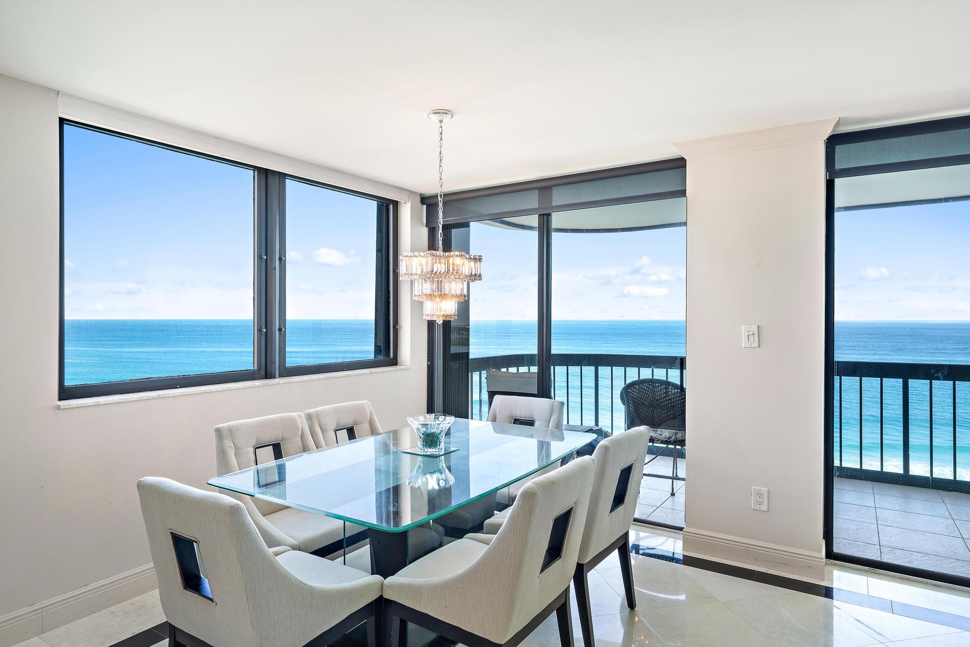 5380 N Ocean Drive 19e Property Photo 2