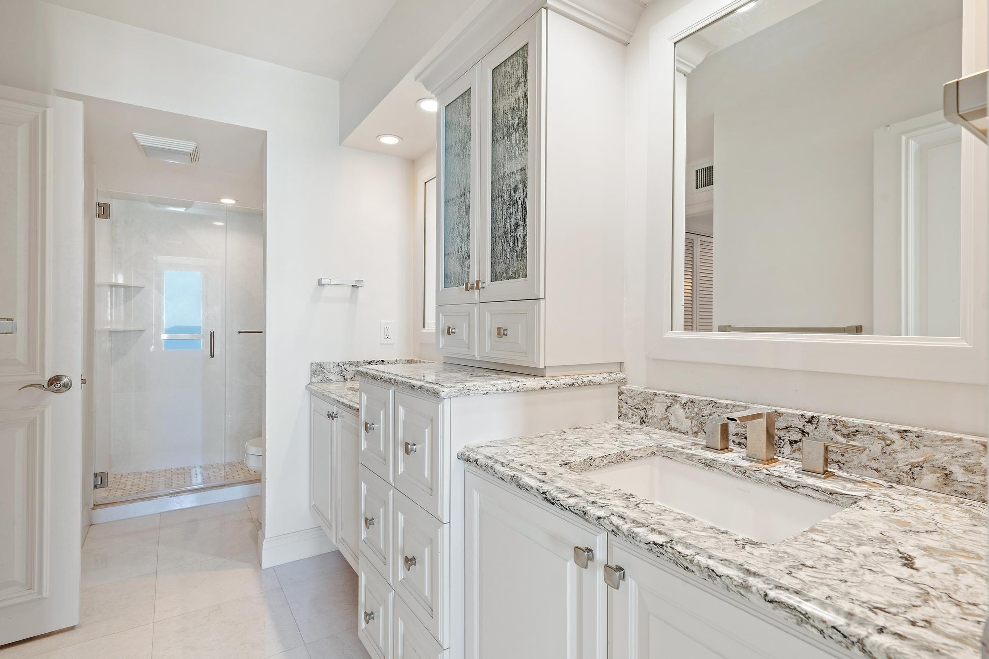 5380 N Ocean Drive 19e Property Photo 14