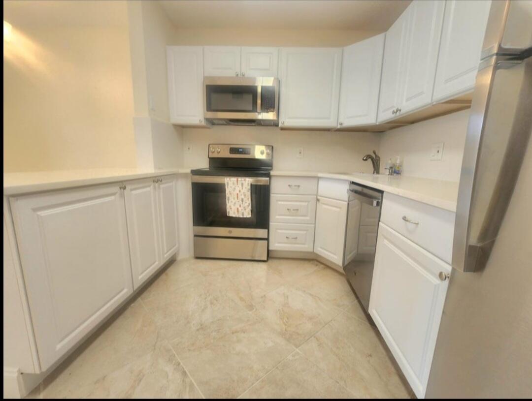 209 Pine Hov Circle B-2 Property Photo 4