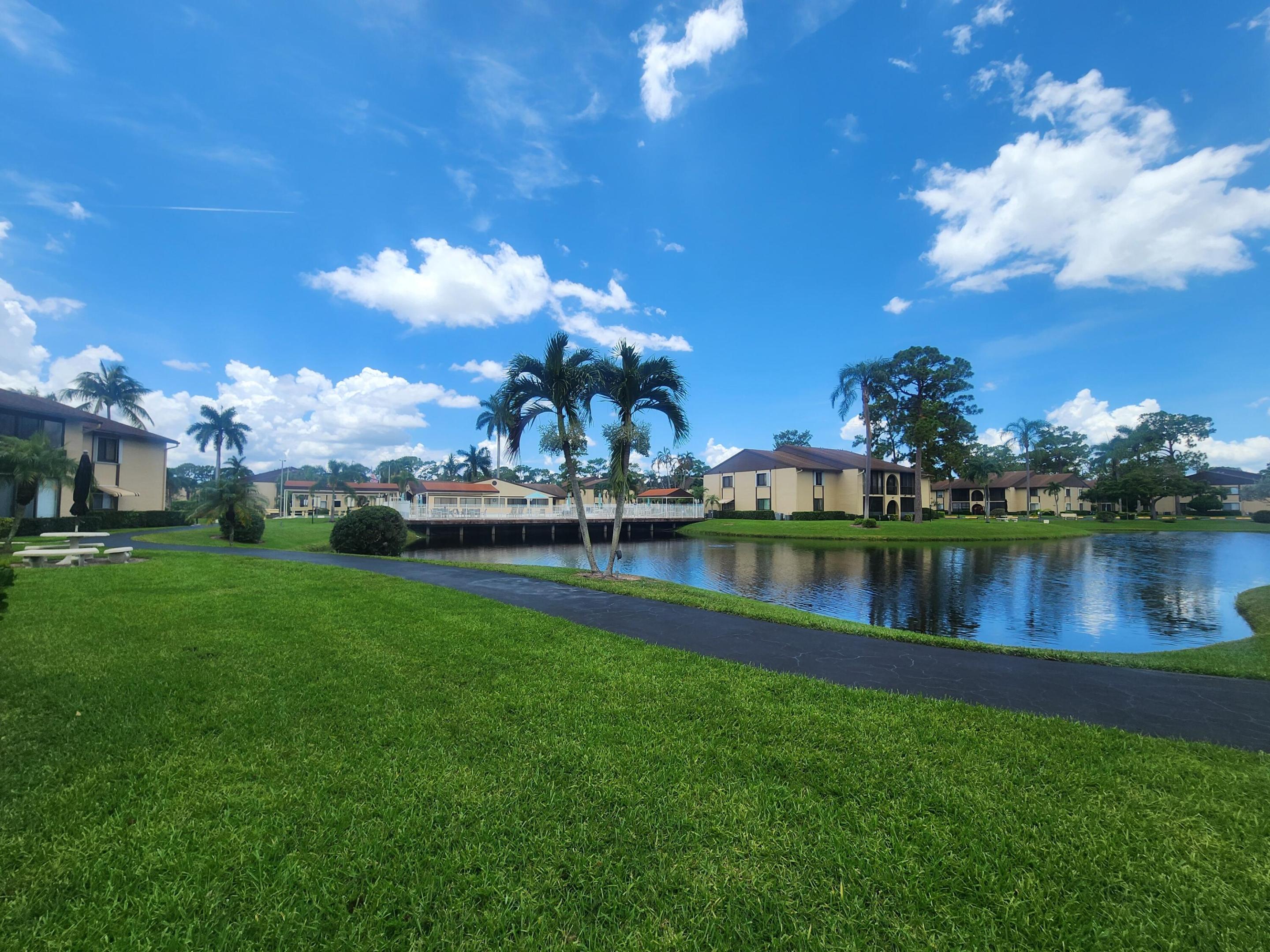 209 Pine Hov Circle B-2 Property Photo 26