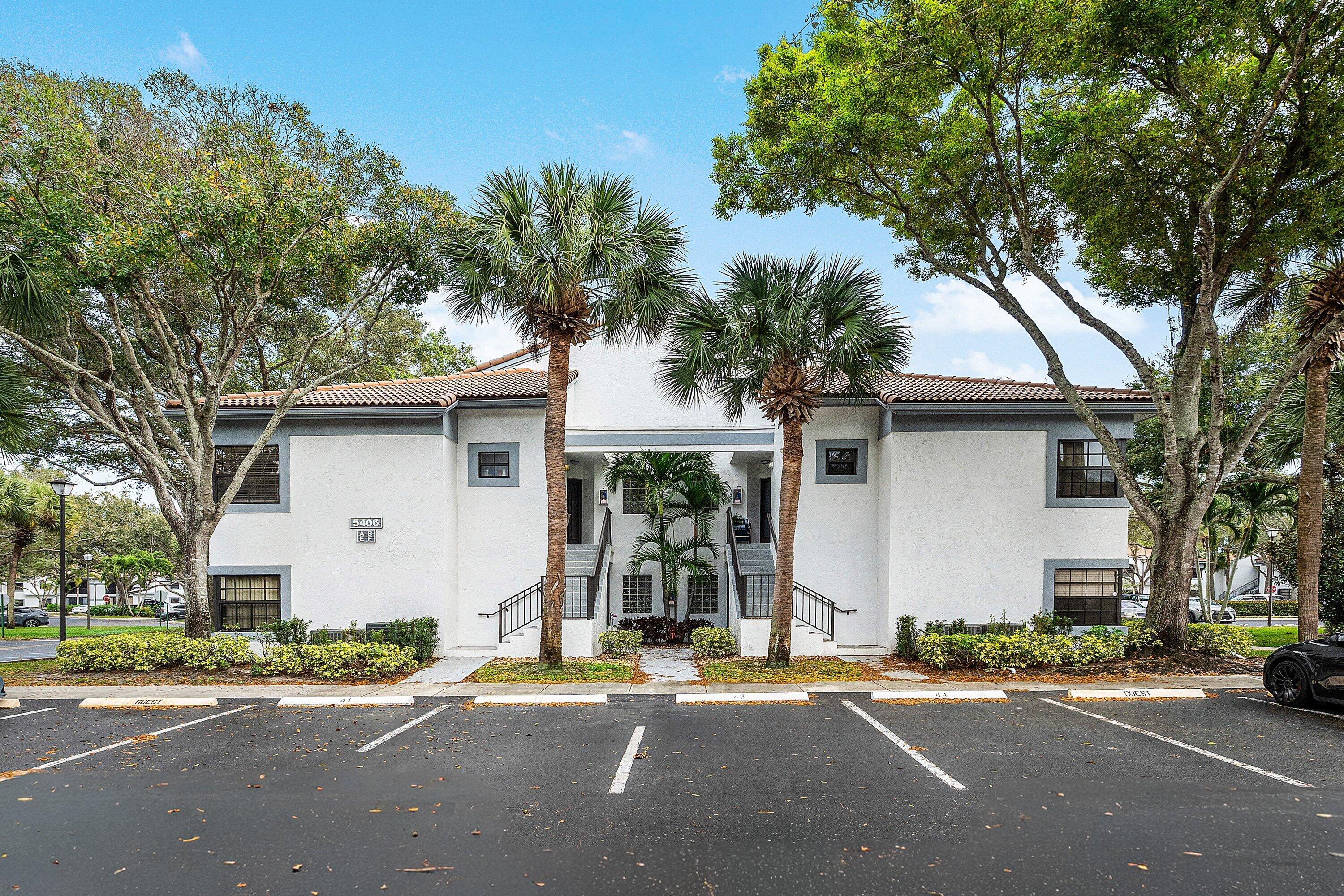 5406 Venetia Court F Property Photo 1