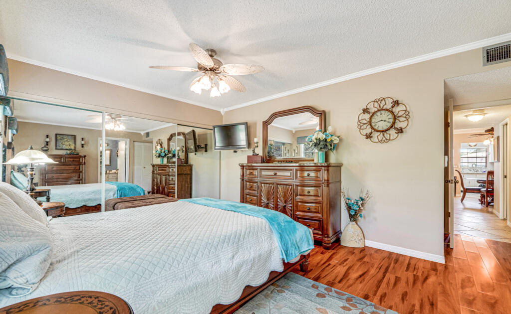 5030 Lakefront Boulevard D Property Photo 19