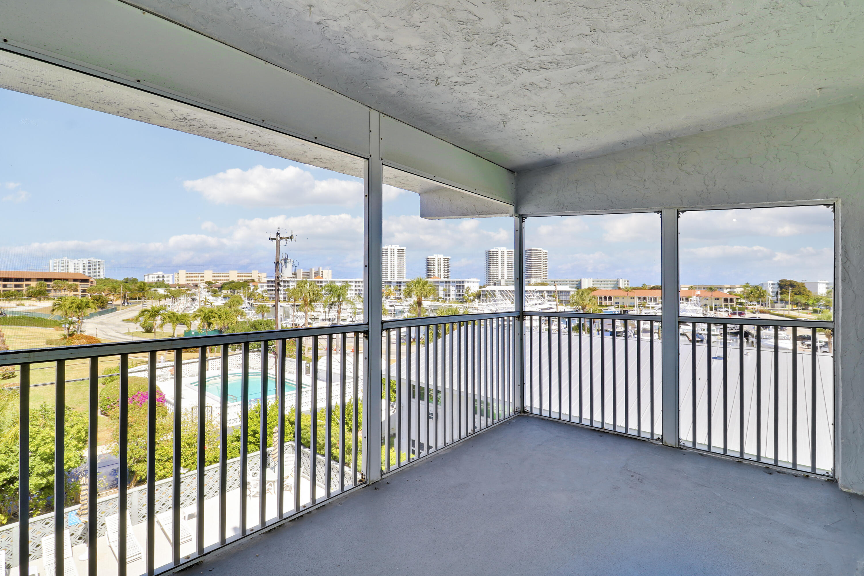 155 Yacht Club Drive 308 Property Photo 4