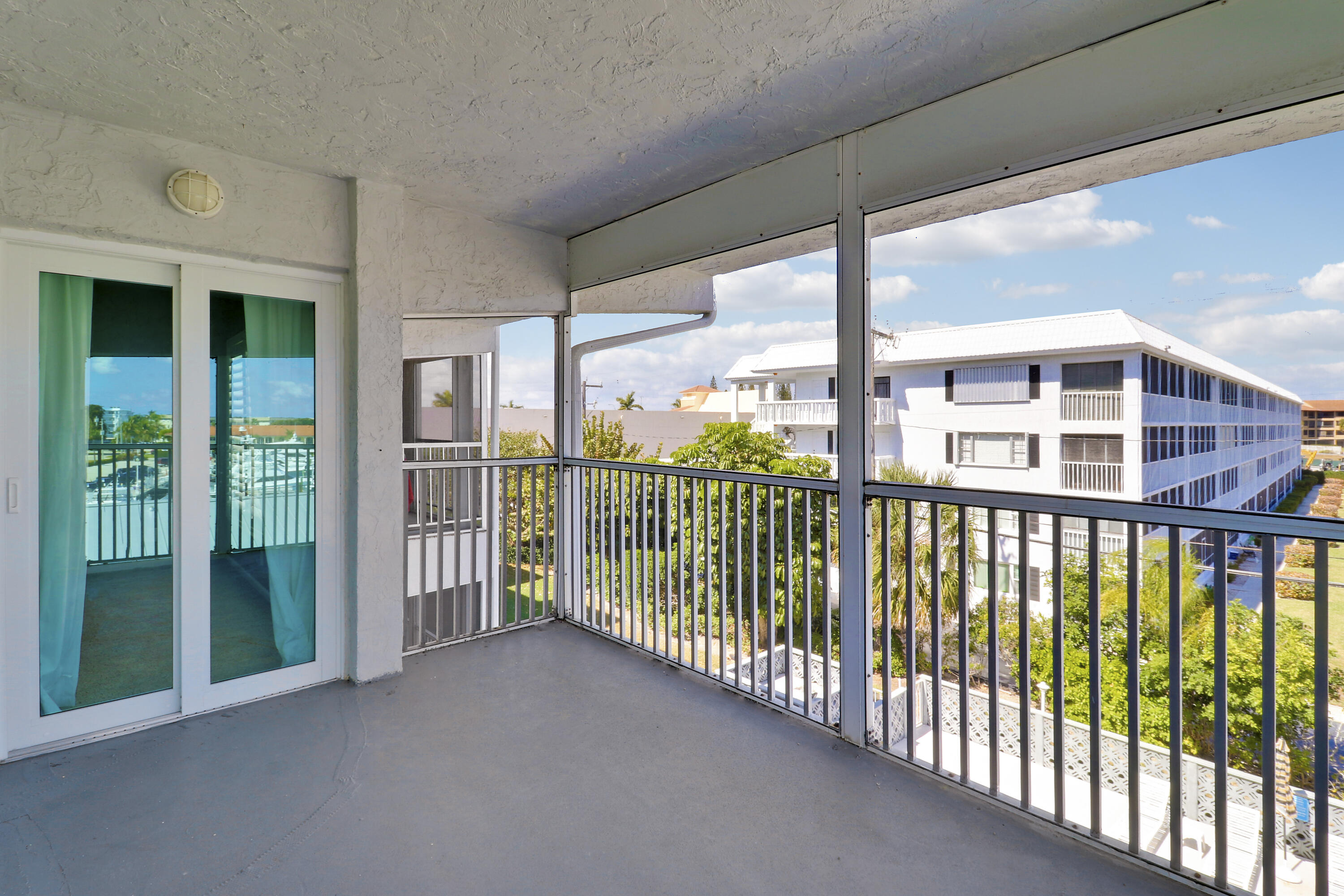 155 Yacht Club Drive 308 Property Photo 18
