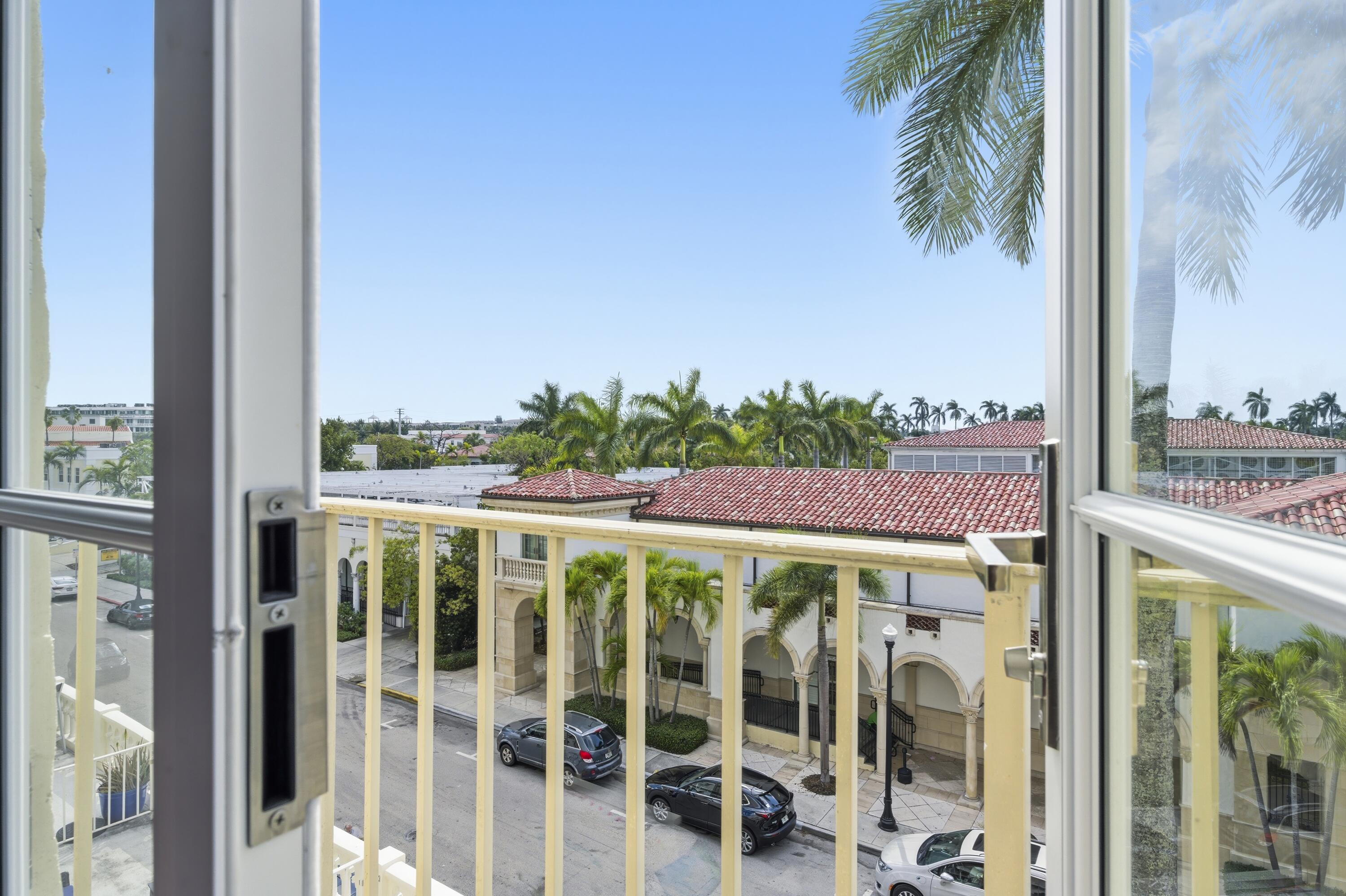 235 Sunrise Avenue 3013 Property Photo 4