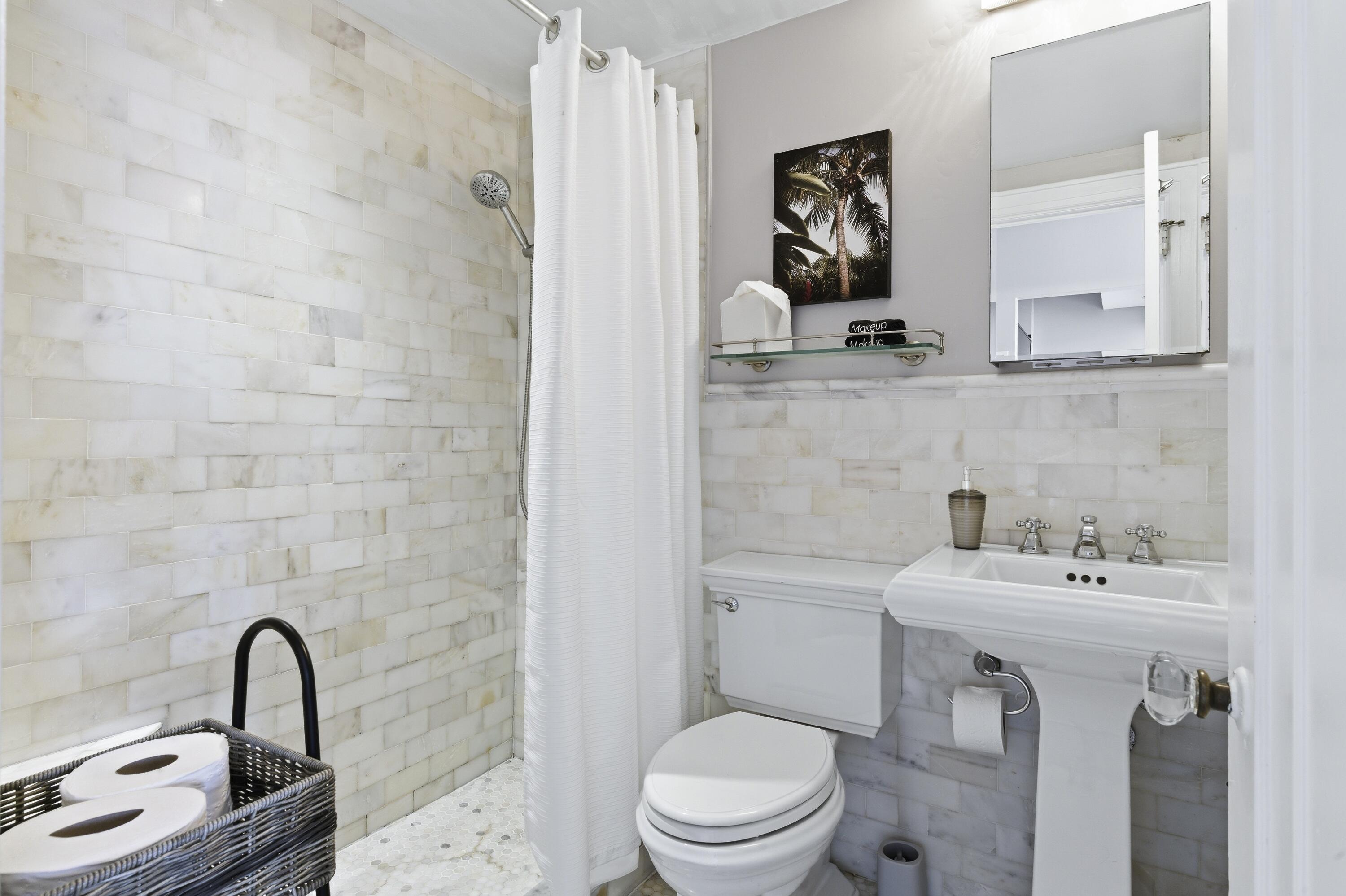 235 Sunrise Avenue 3013 Property Photo 13