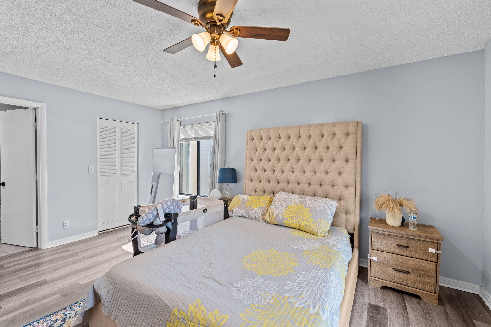 723 Sunny Pine Way H2 Property Photo 13
