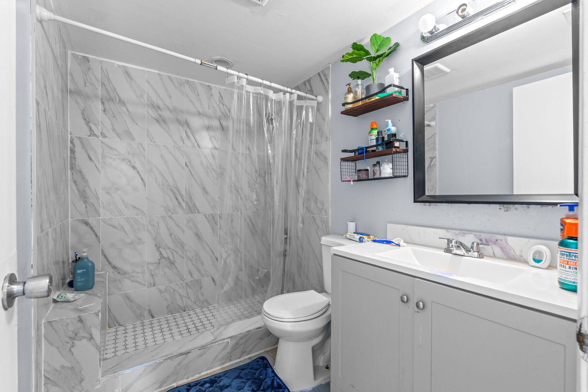 723 Sunny Pine Way H2 Property Photo 15