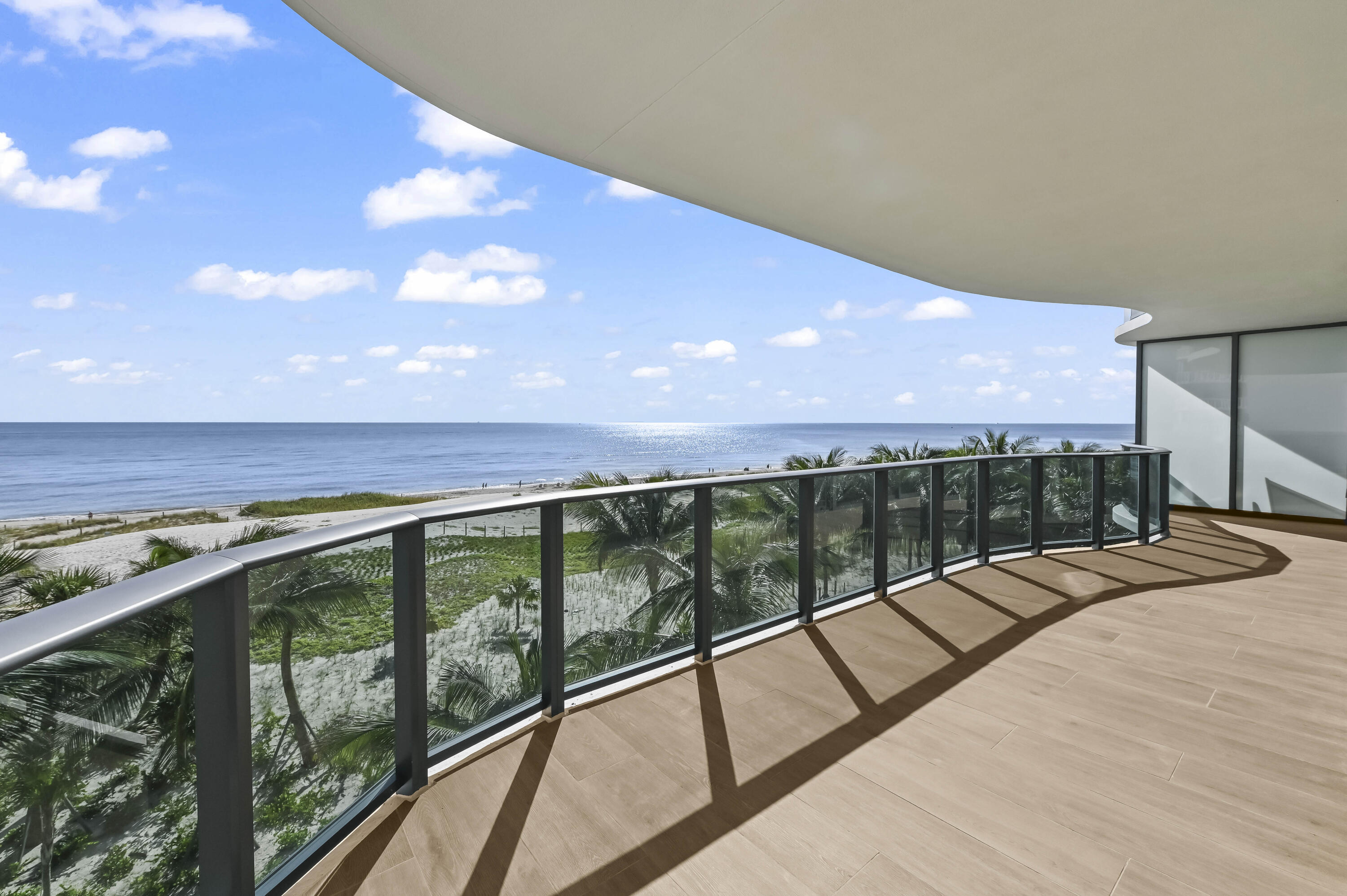 900 N Ocean Boulevard 406 Property Photo 5