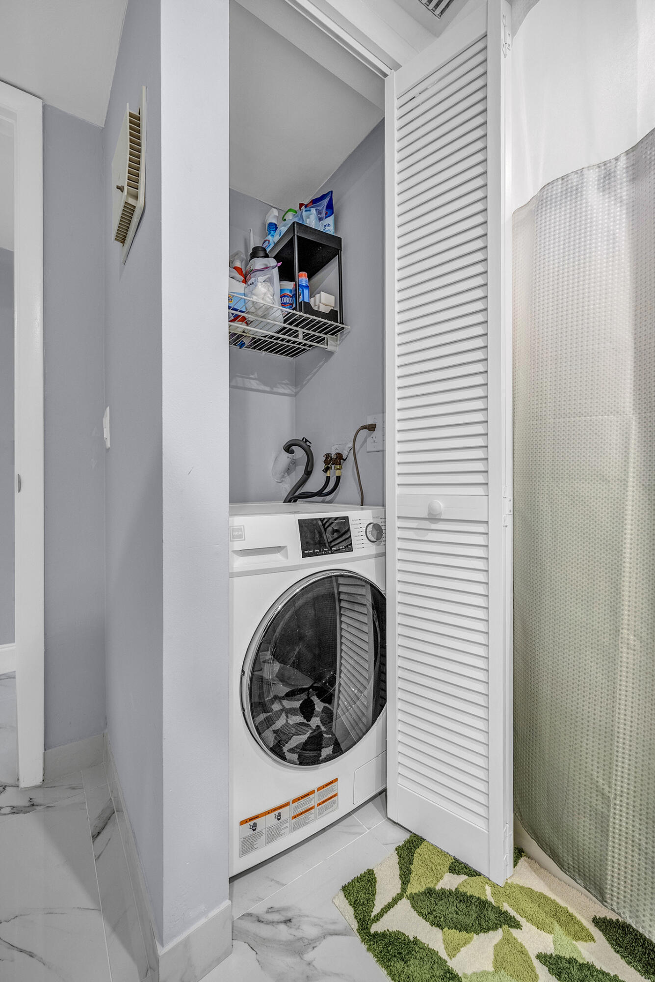 162 Capri D Property Photo 13