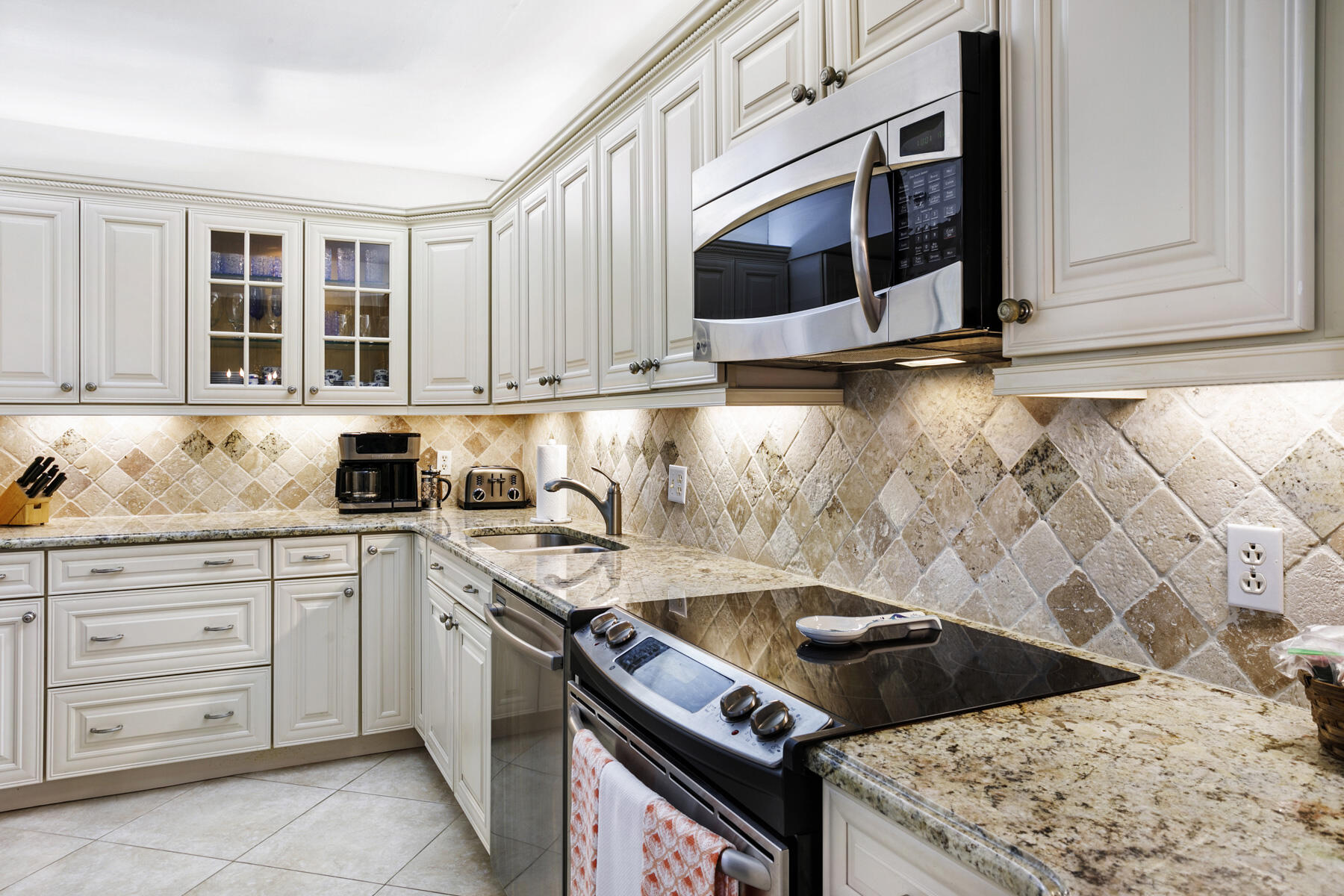 300 Ocean Trail Way 706 Property Photo 4