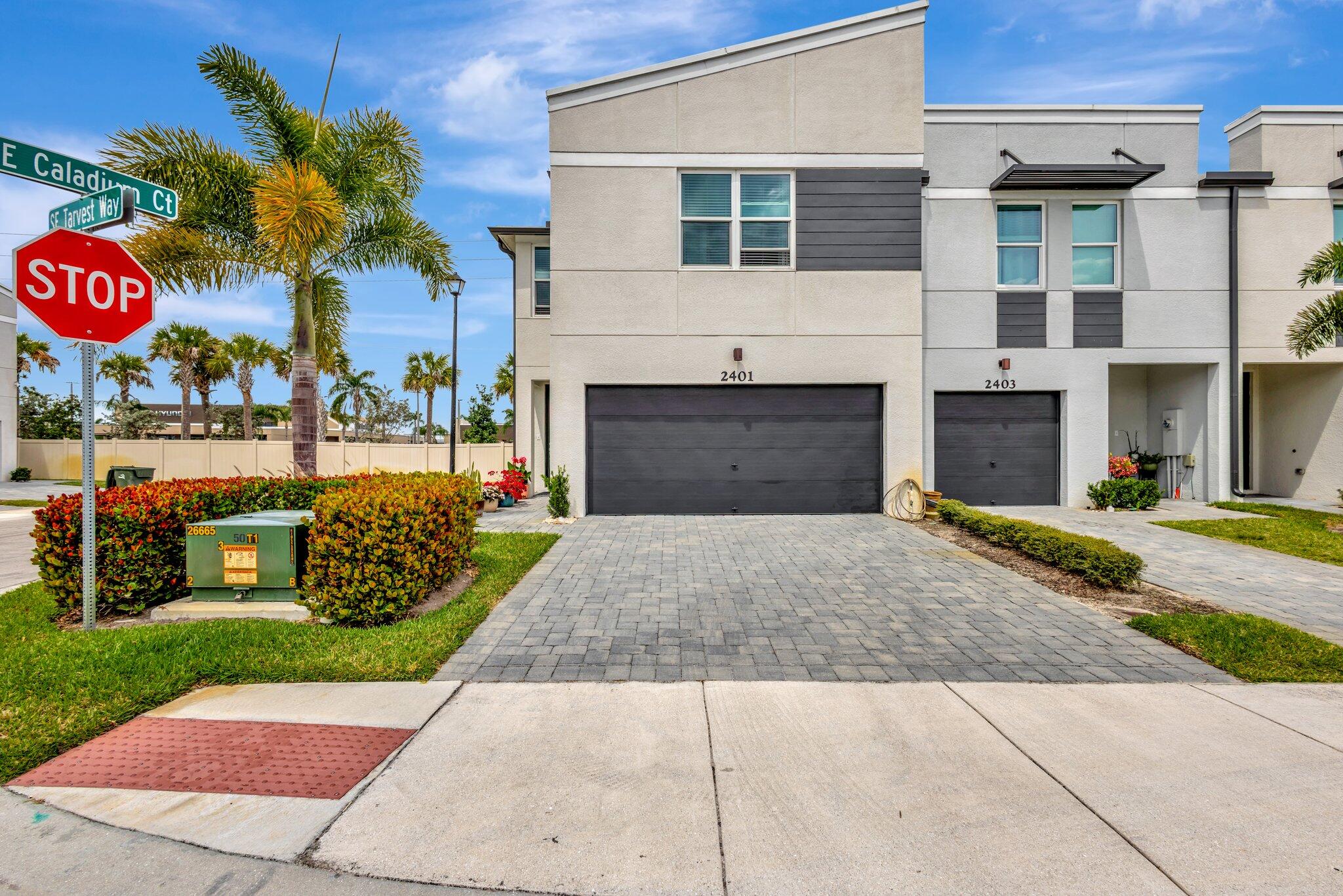 2401 SE Tarvest Way