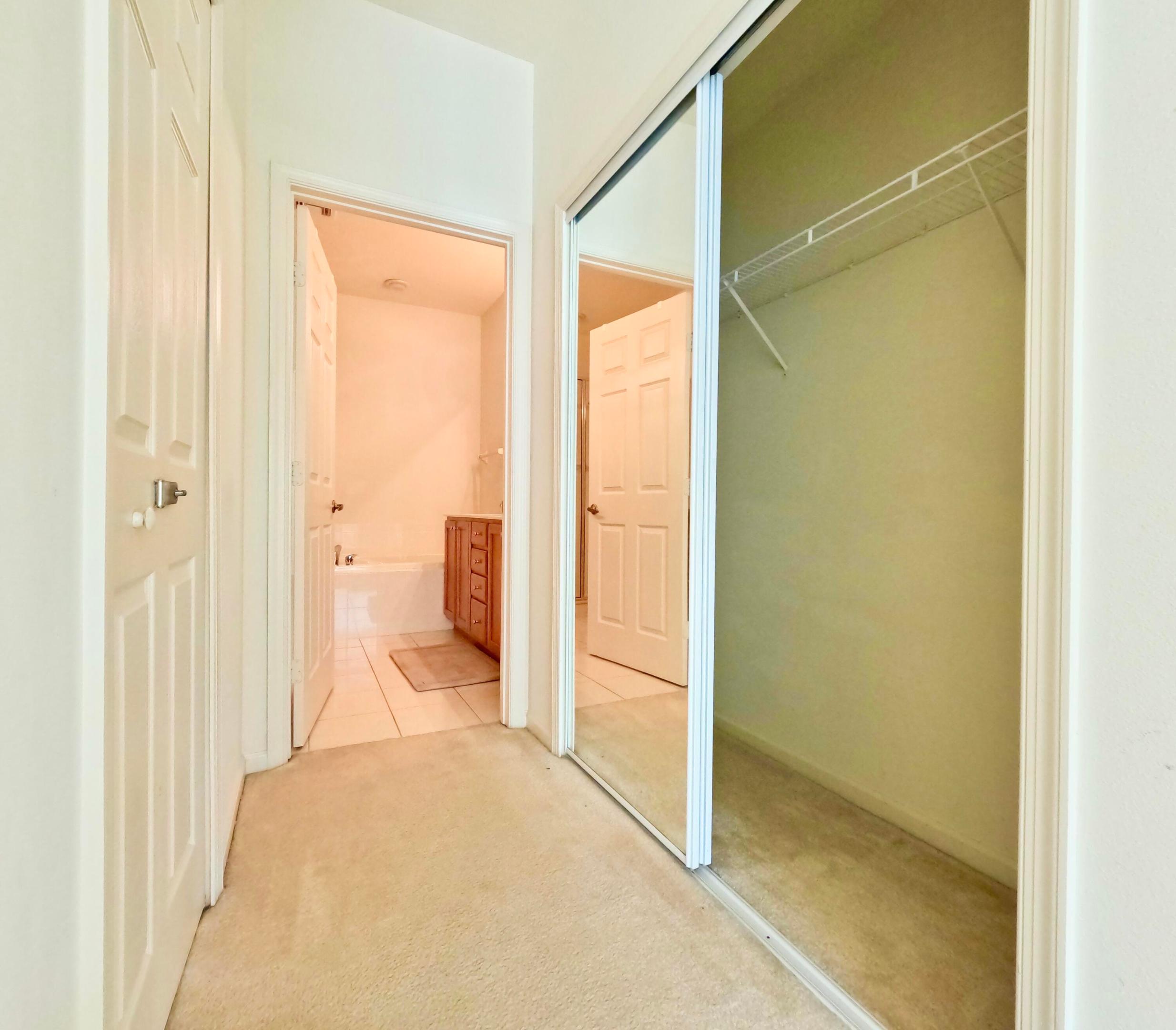 8125 Carnoustie Place Property Photo 4