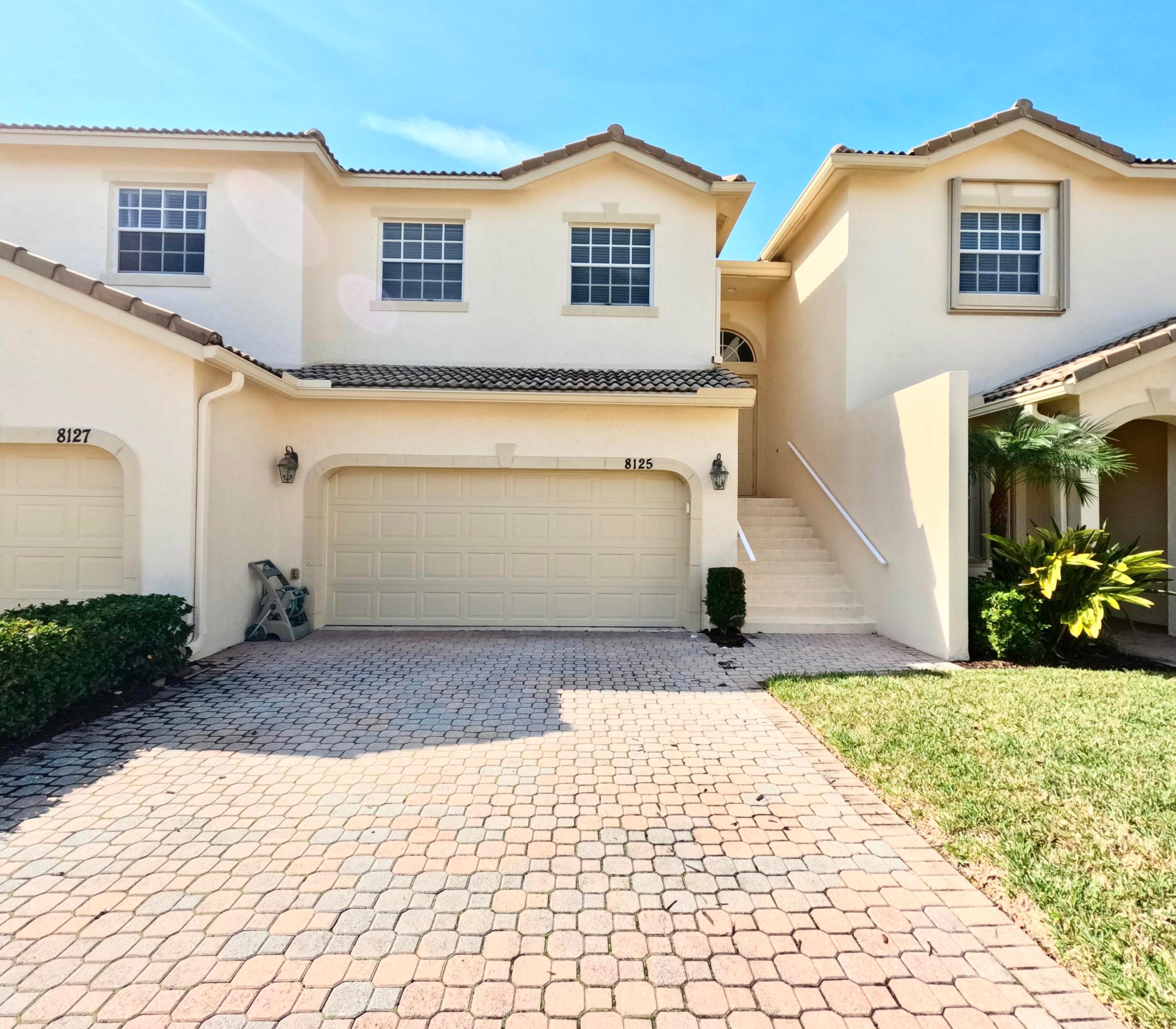 8125 Carnoustie Place Property Photo 32