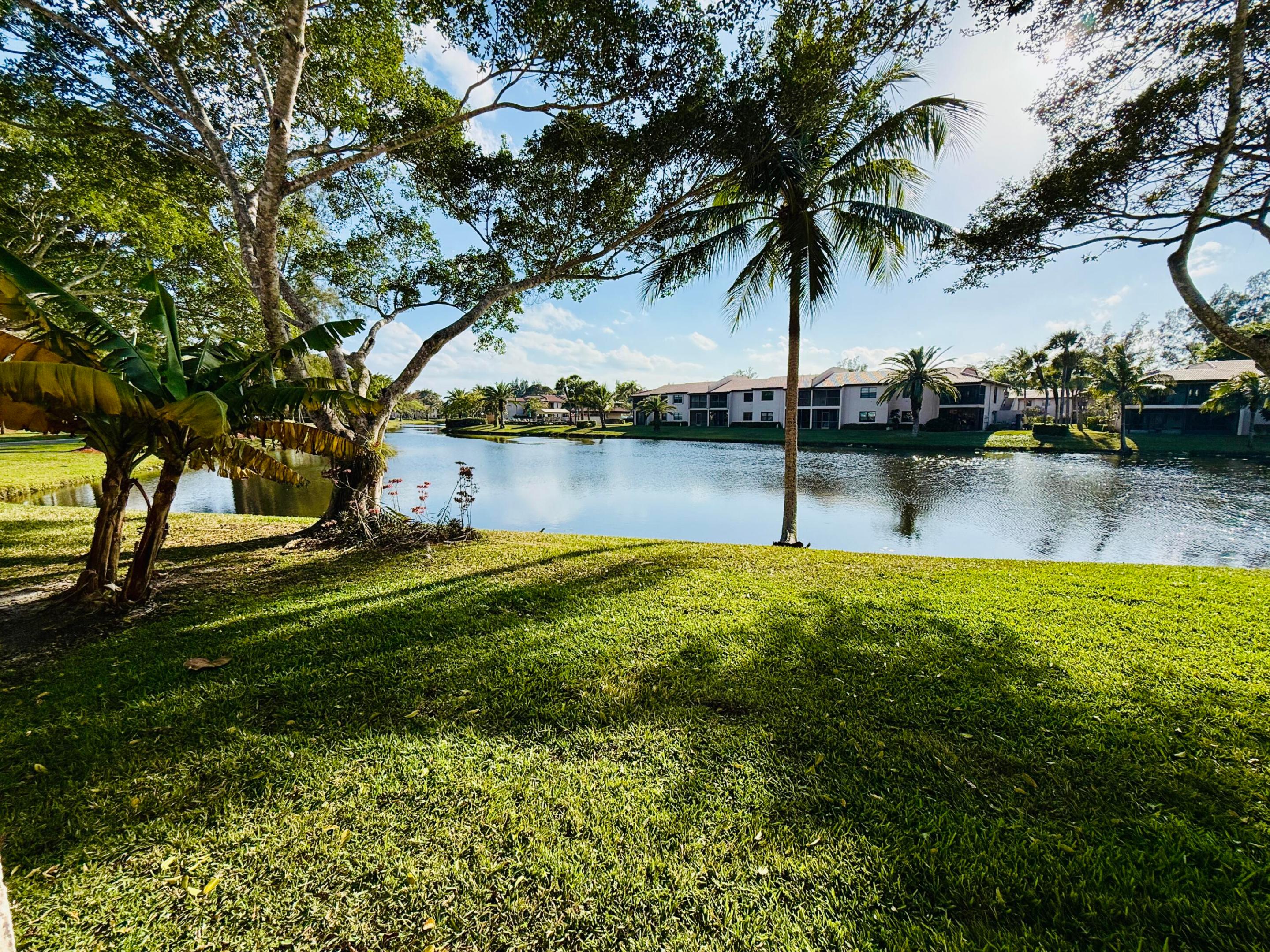 9261 Vista Del Lago E Property Photo 1