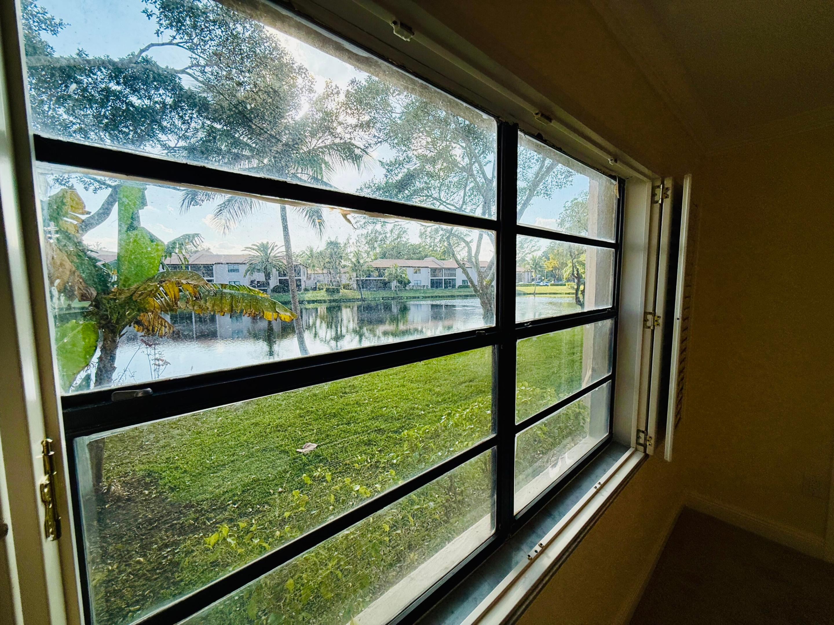 9261 Vista Del Lago E Property Photo 40