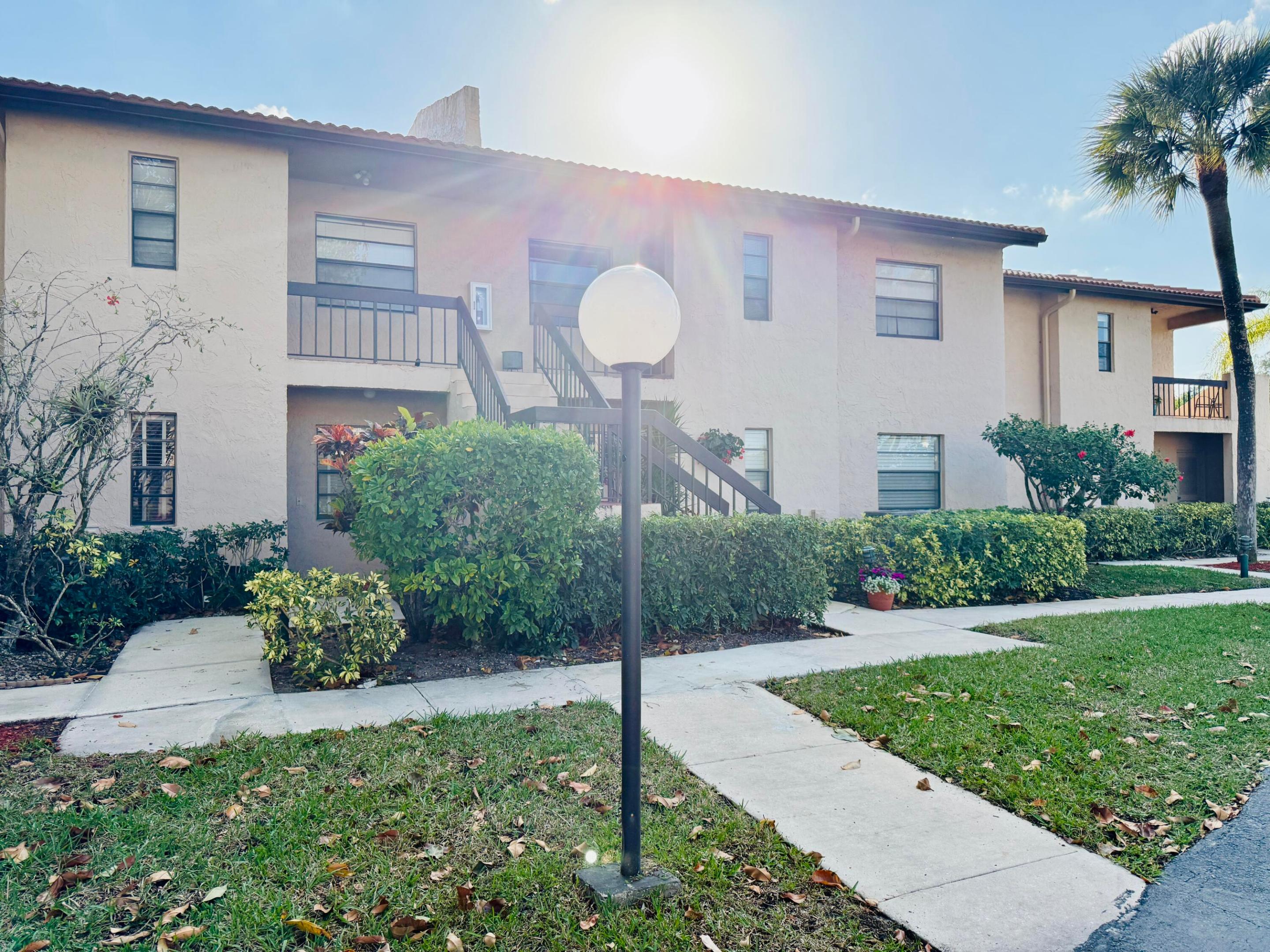 9261 Vista Del Lago E Property Photo 44