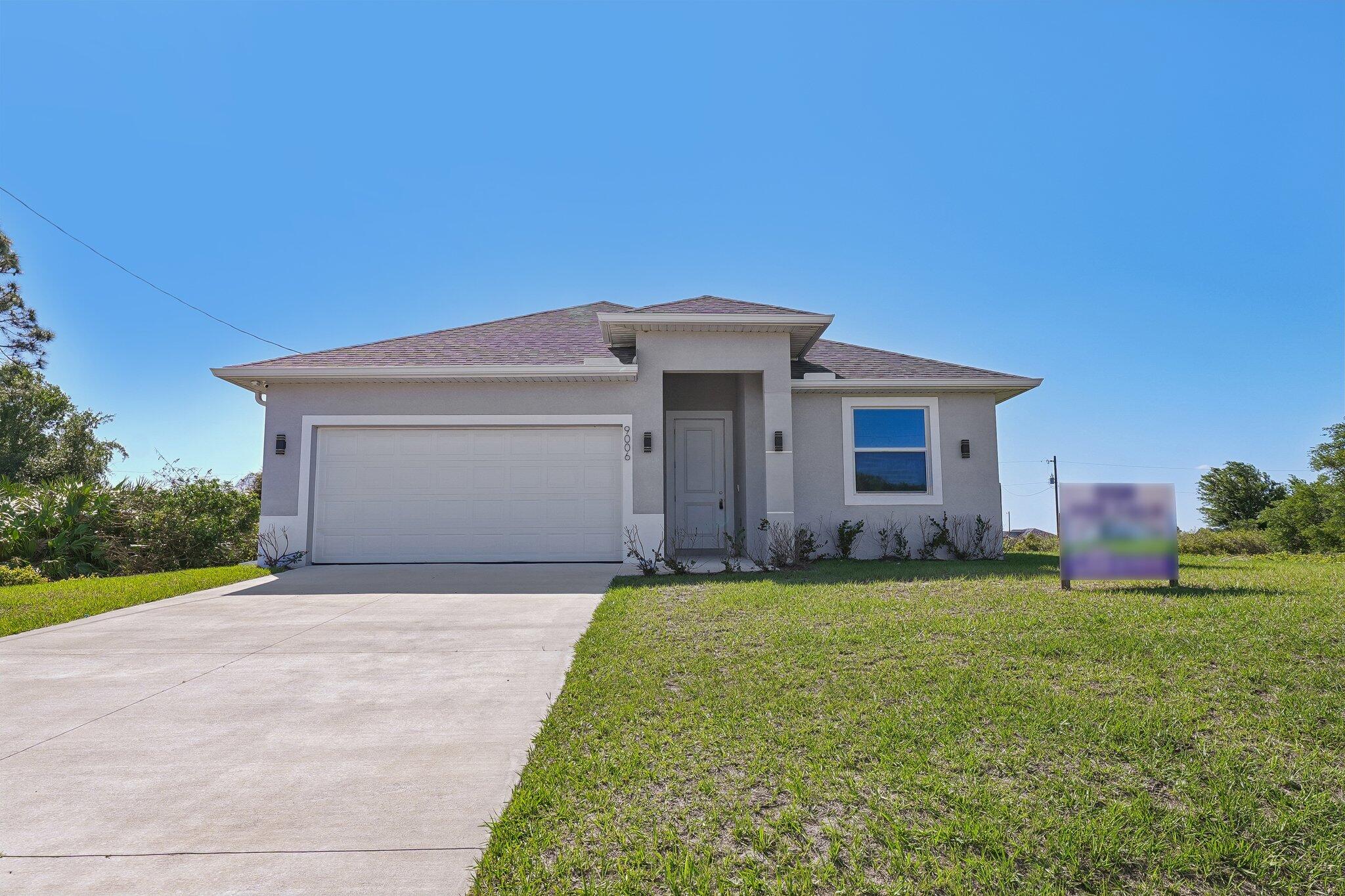9006 S Castle Circle Property Photo 1