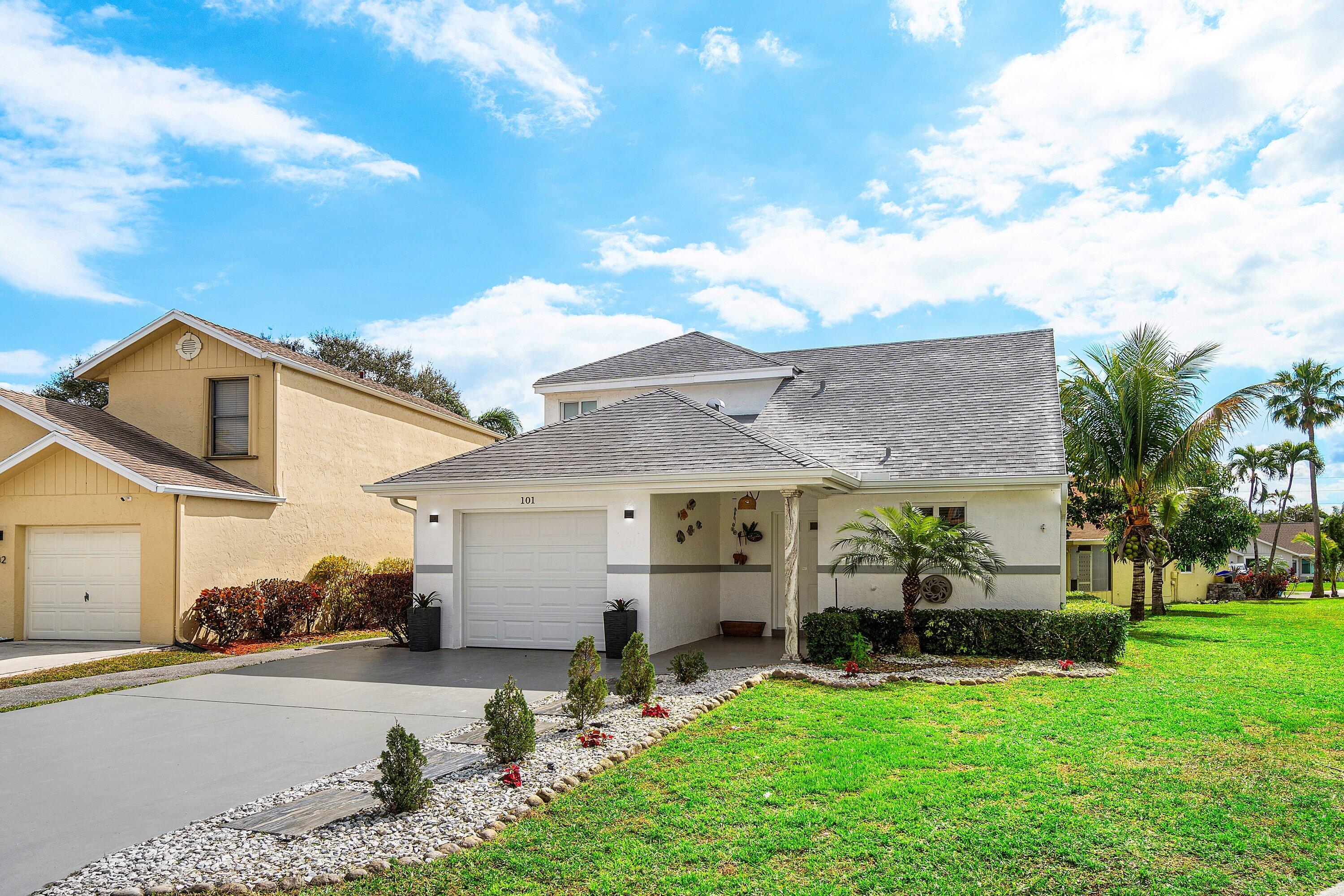 101 Azalea Circle Property Photo 2