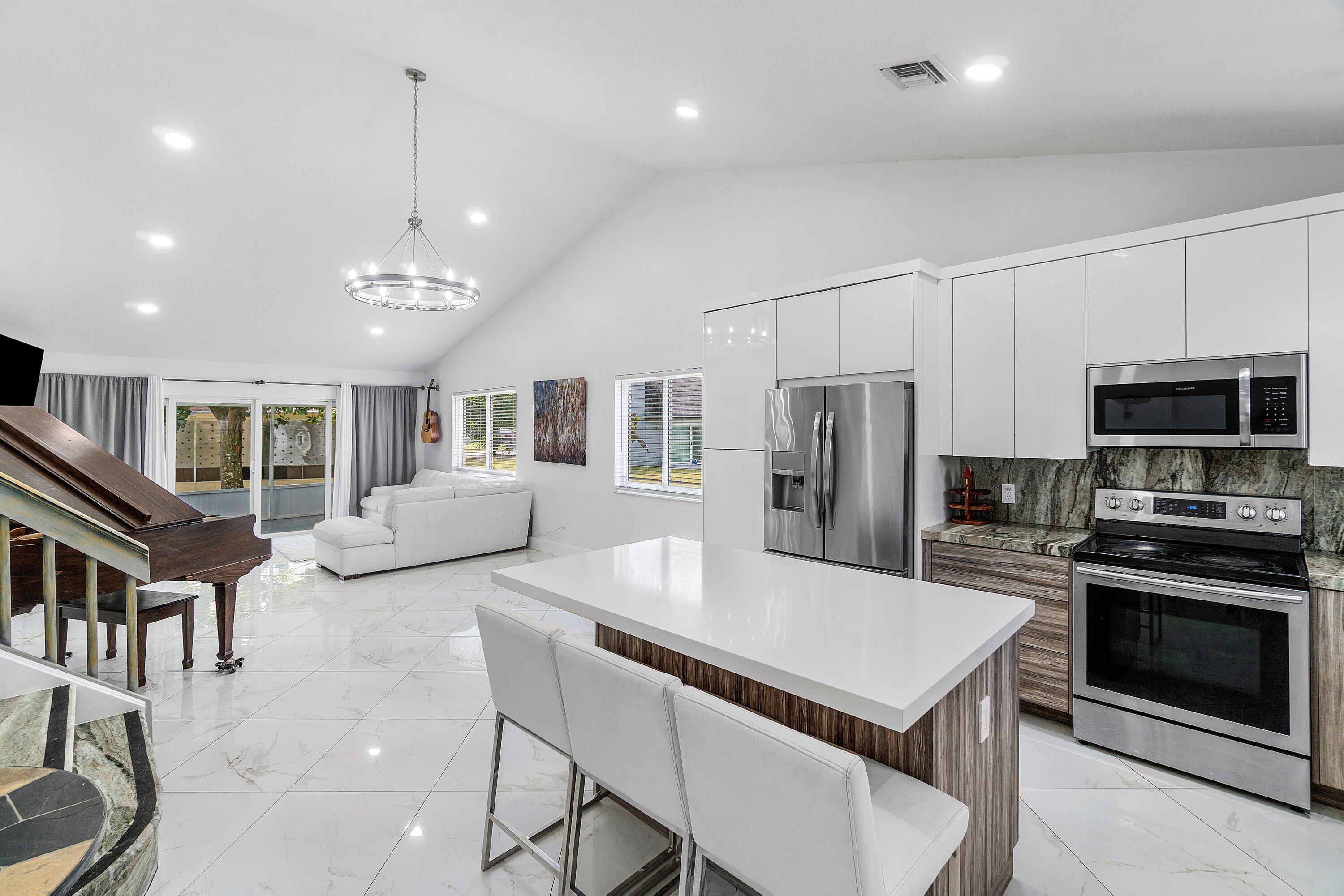 101 Azalea Circle Property Photo 10