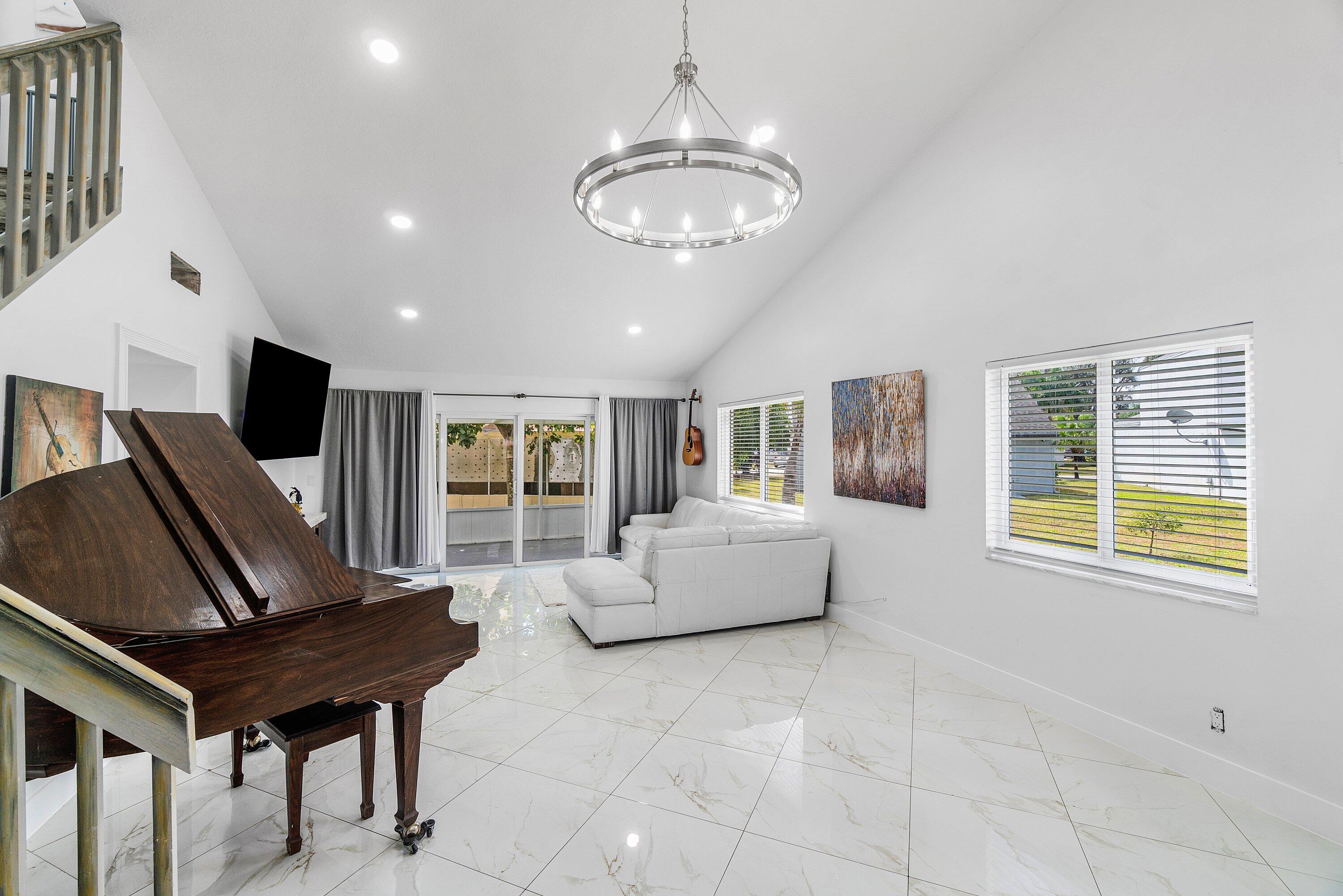101 Azalea Circle Property Photo 11