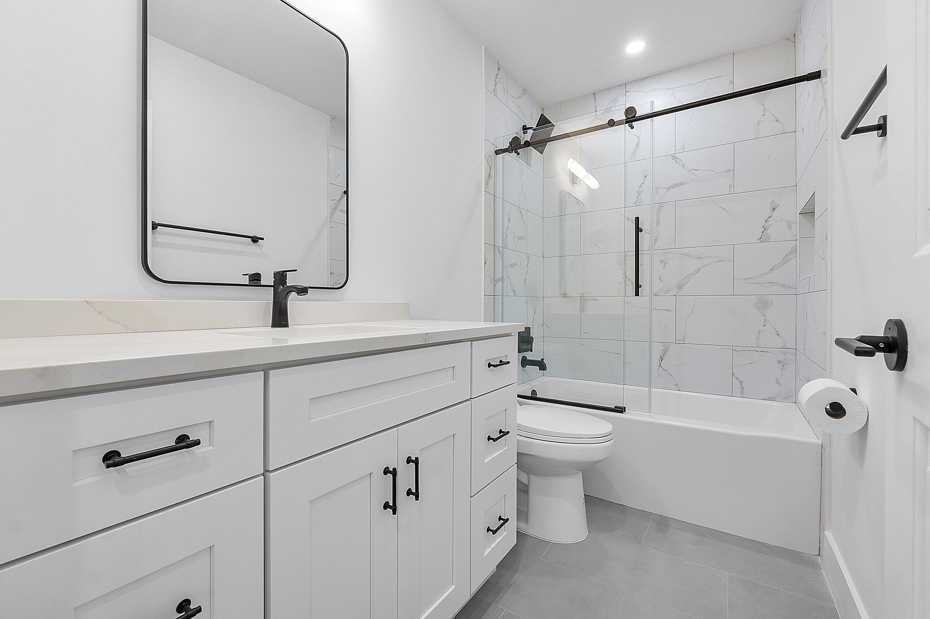 3127 Kingswood Terrace Property Photo 11