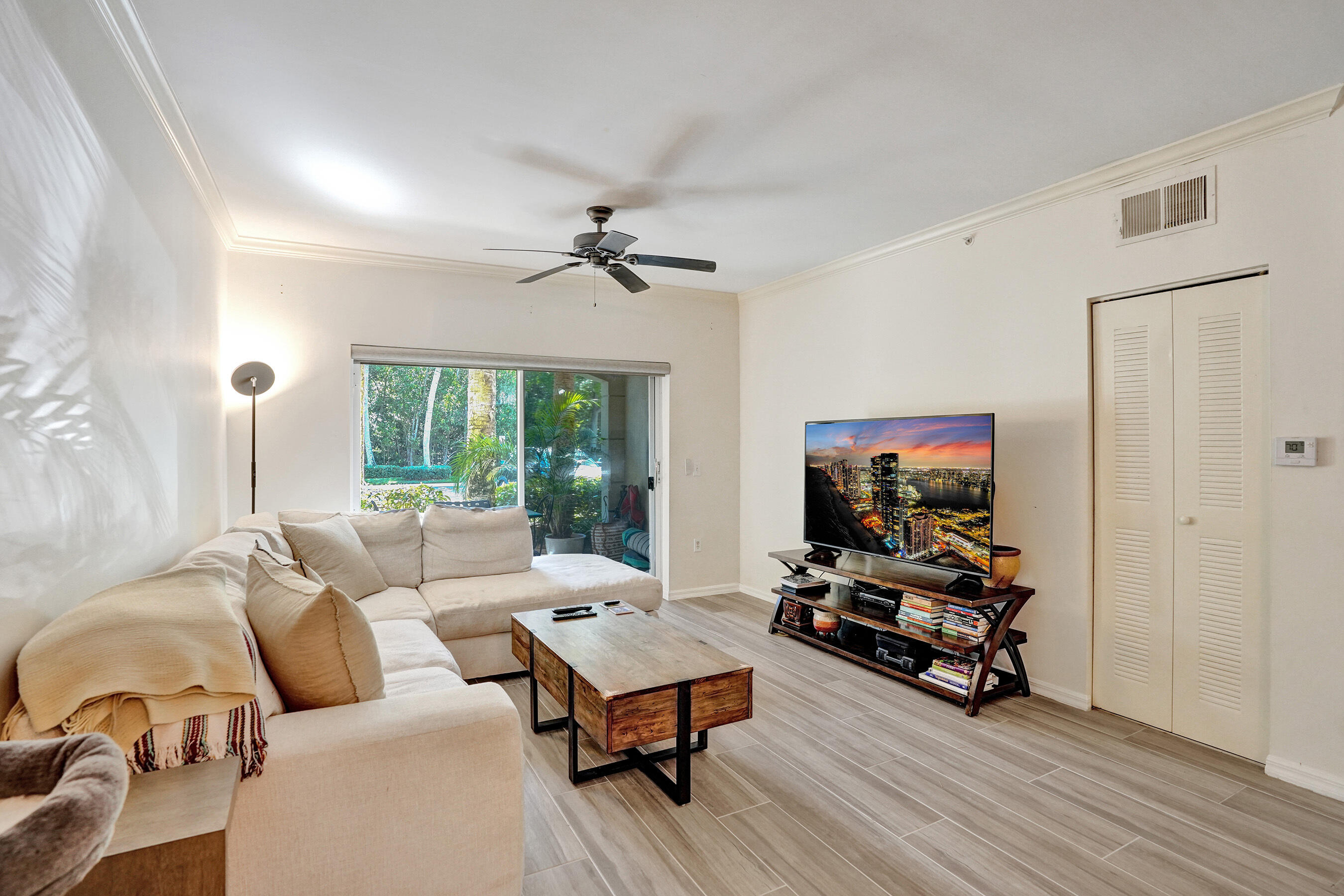 2113 Tuscany Way Property Photo 50