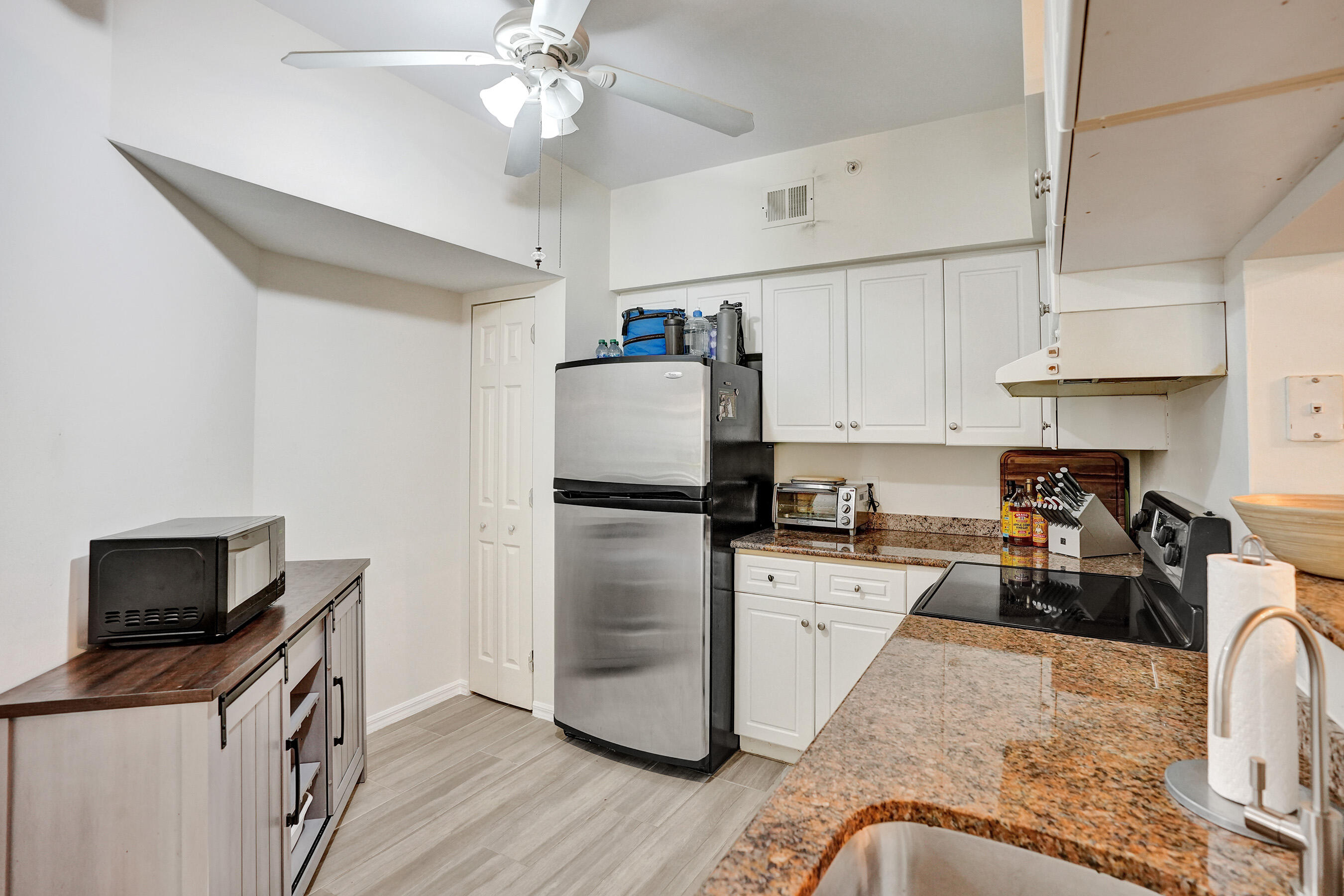 2113 Tuscany Way Property Photo 57