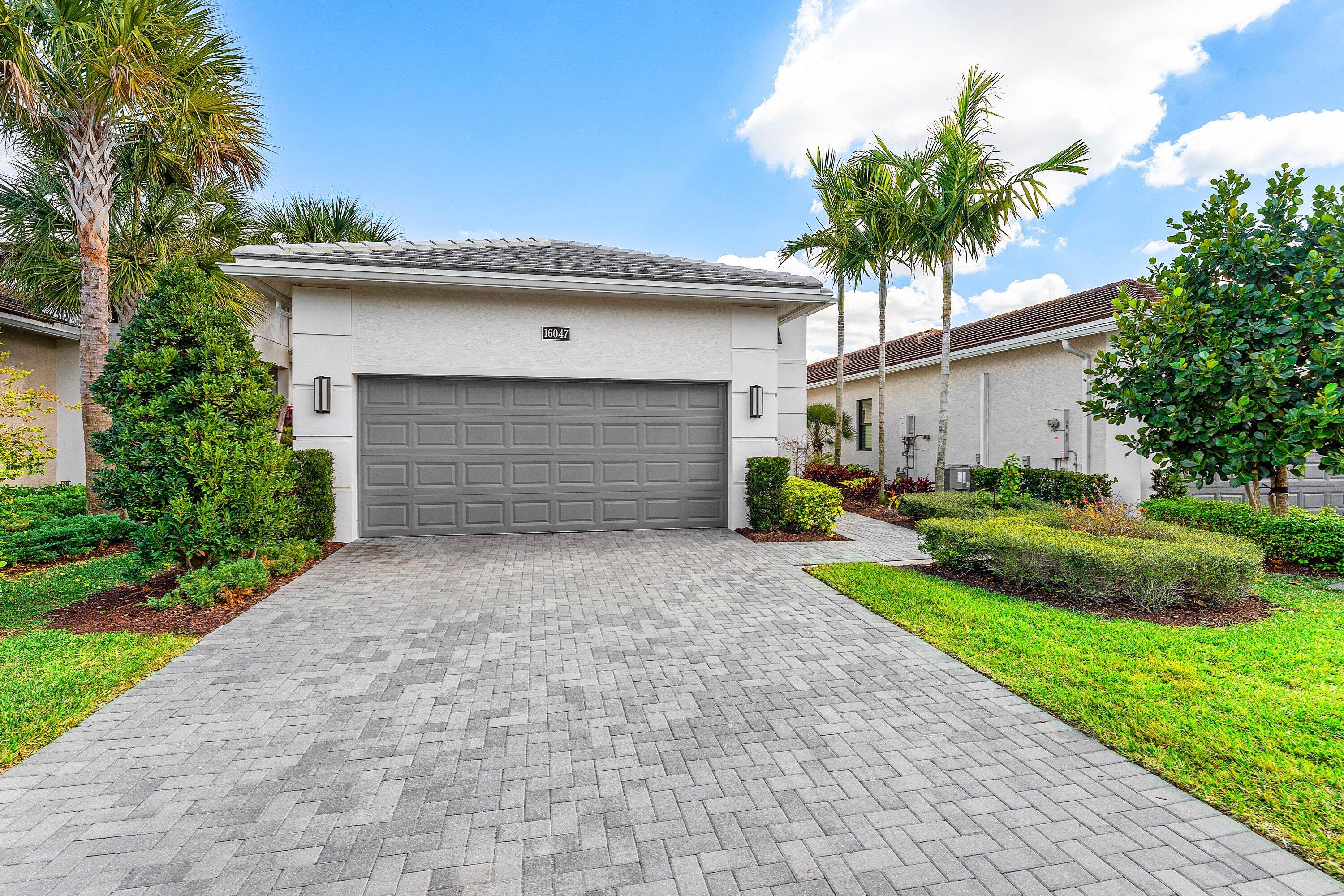 16047 Key Biscayne Lane Property Photo 2