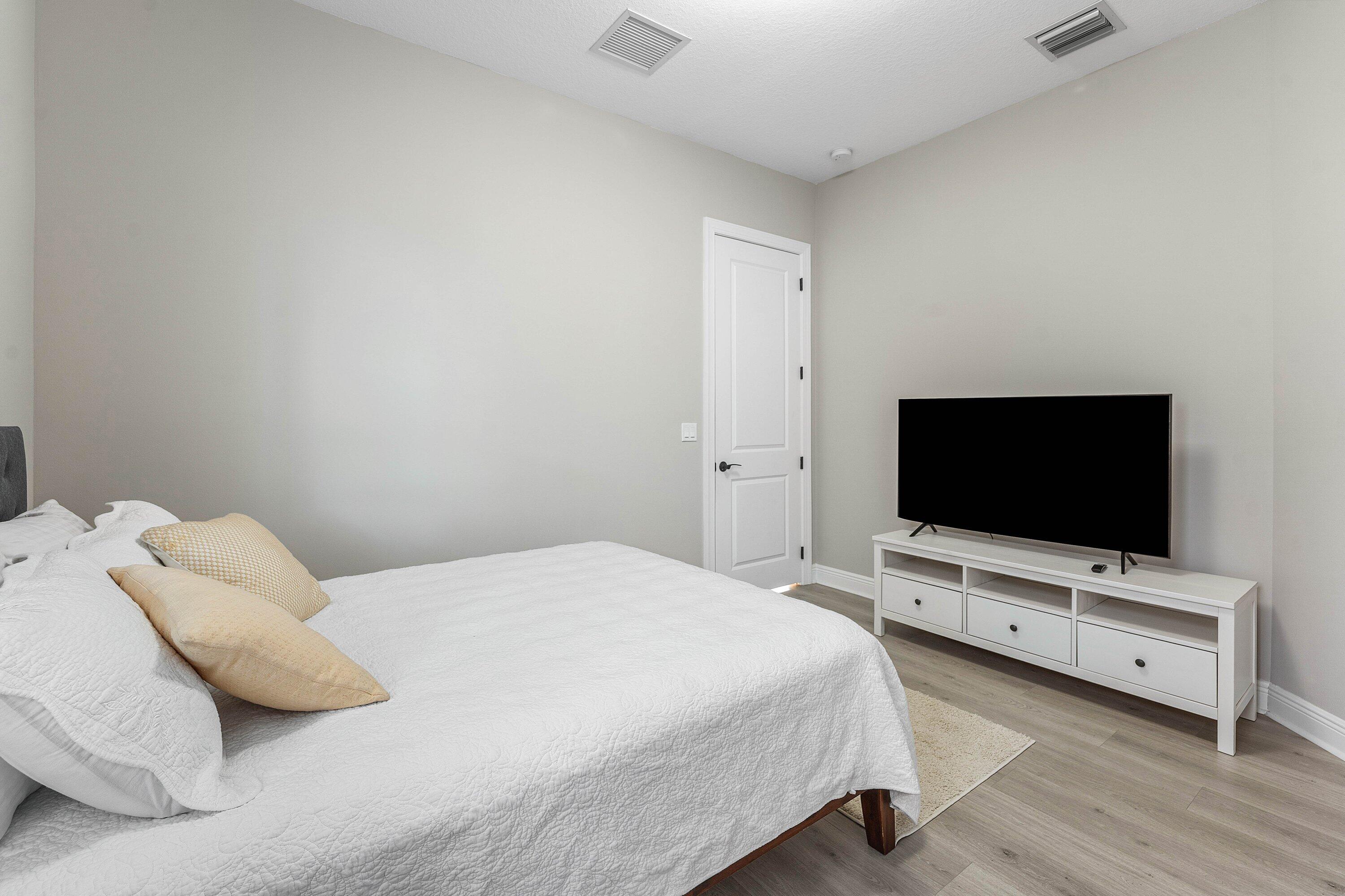 16047 Key Biscayne Lane Property Photo 21