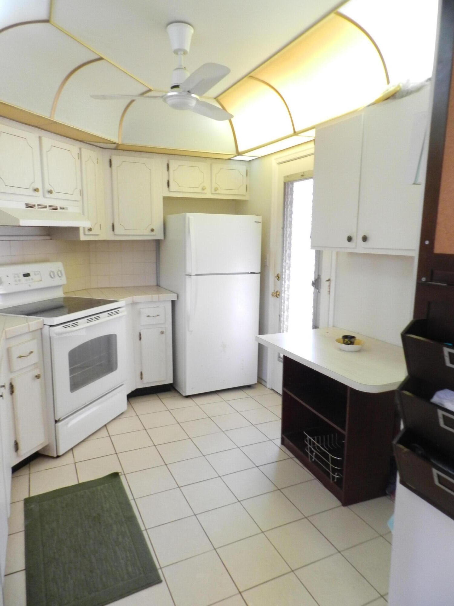 4 Greenway Village N 107 Property Photo 5