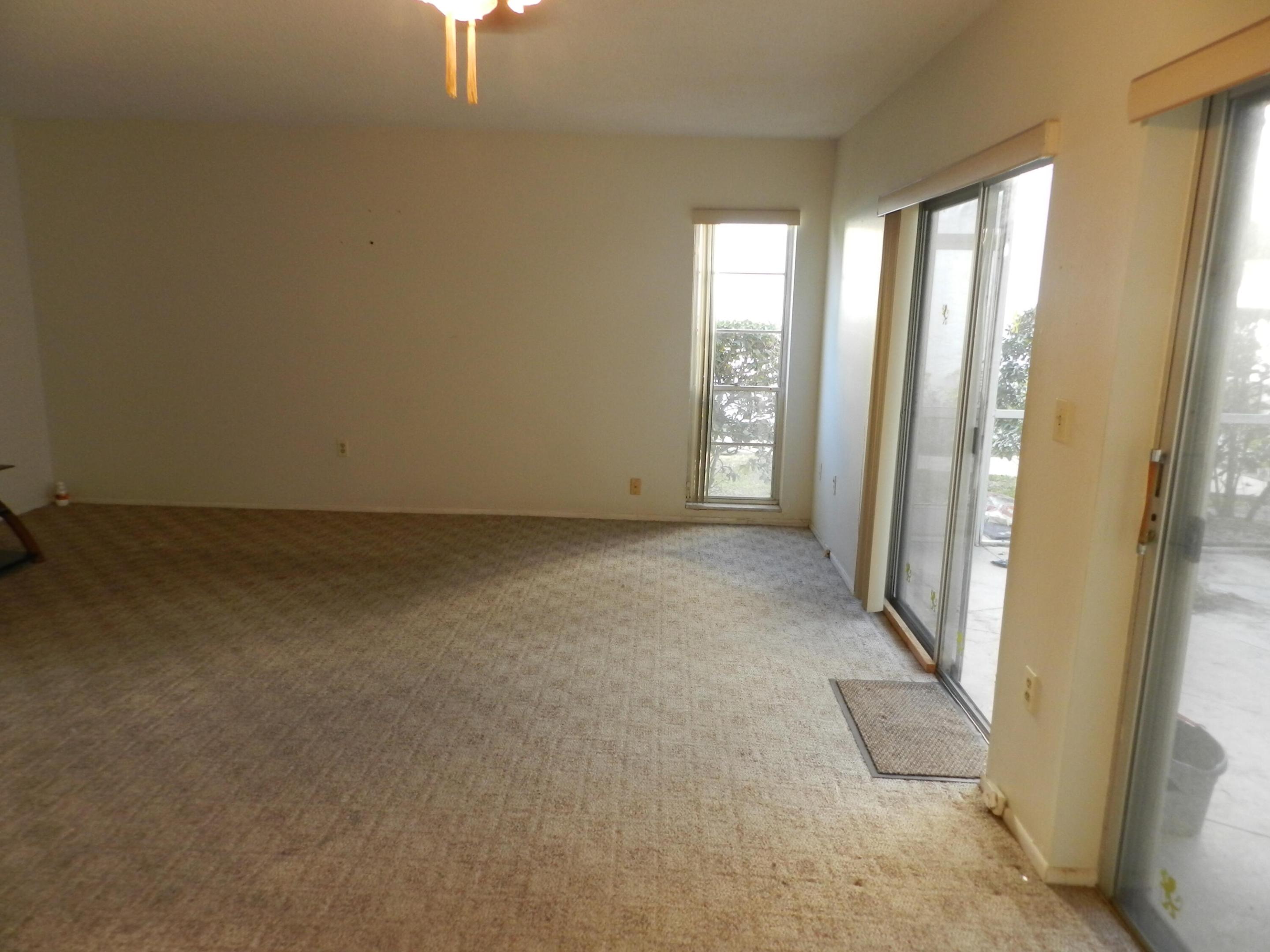 4 Greenway Village N 107 Property Photo 7
