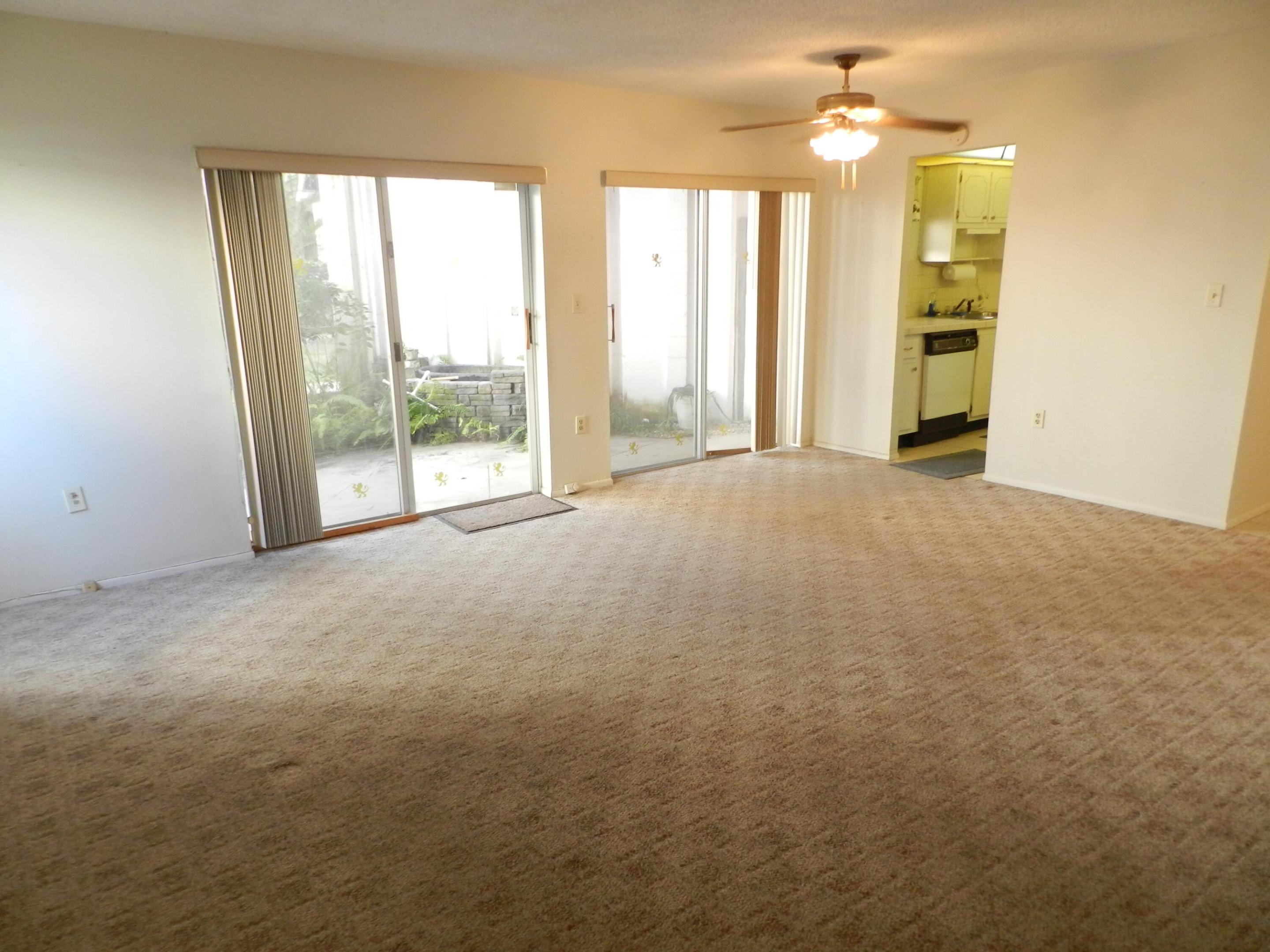 4 Greenway Village N 107 Property Photo 8