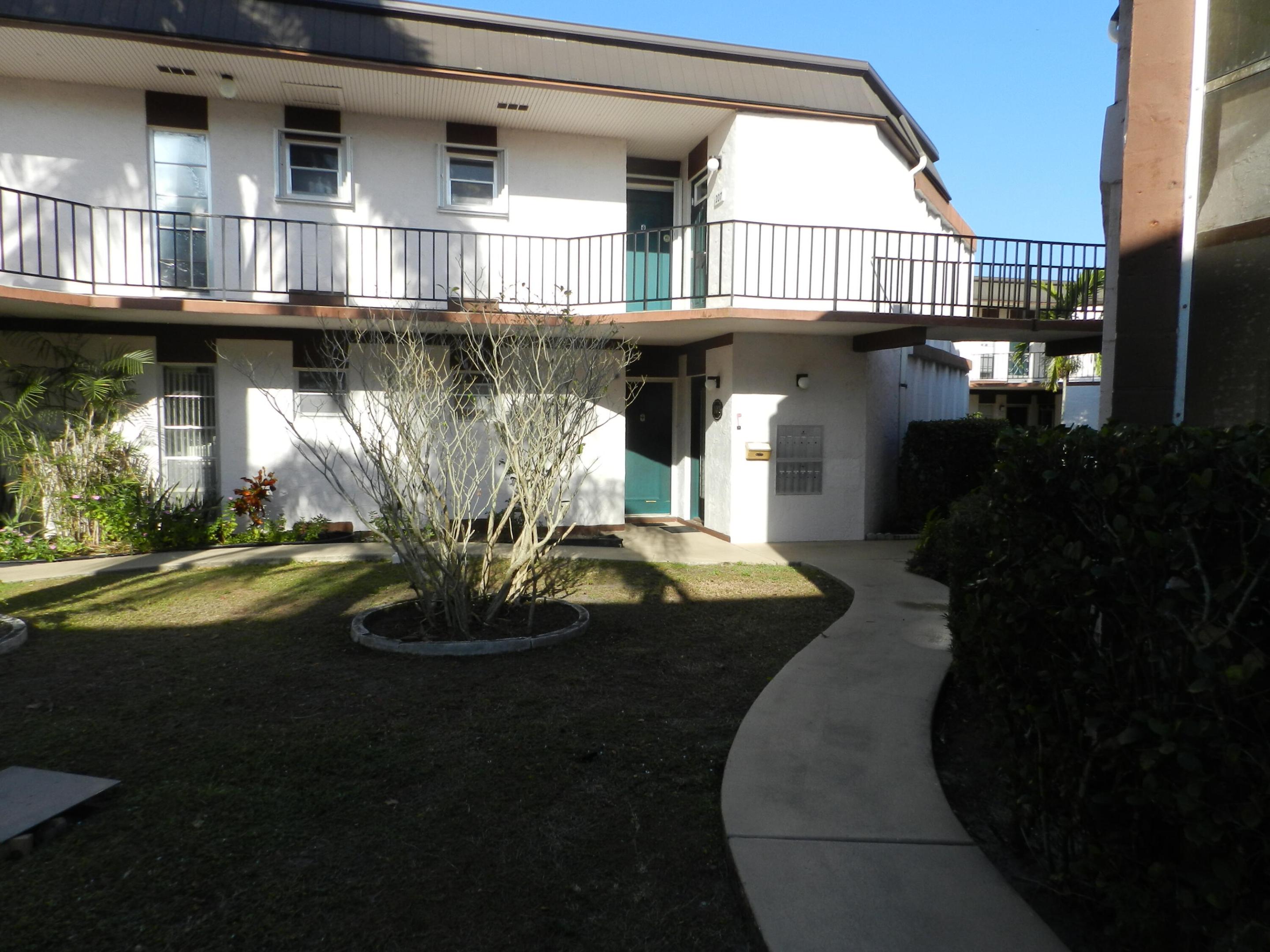 4 Greenway Village N 107 Property Photo 18