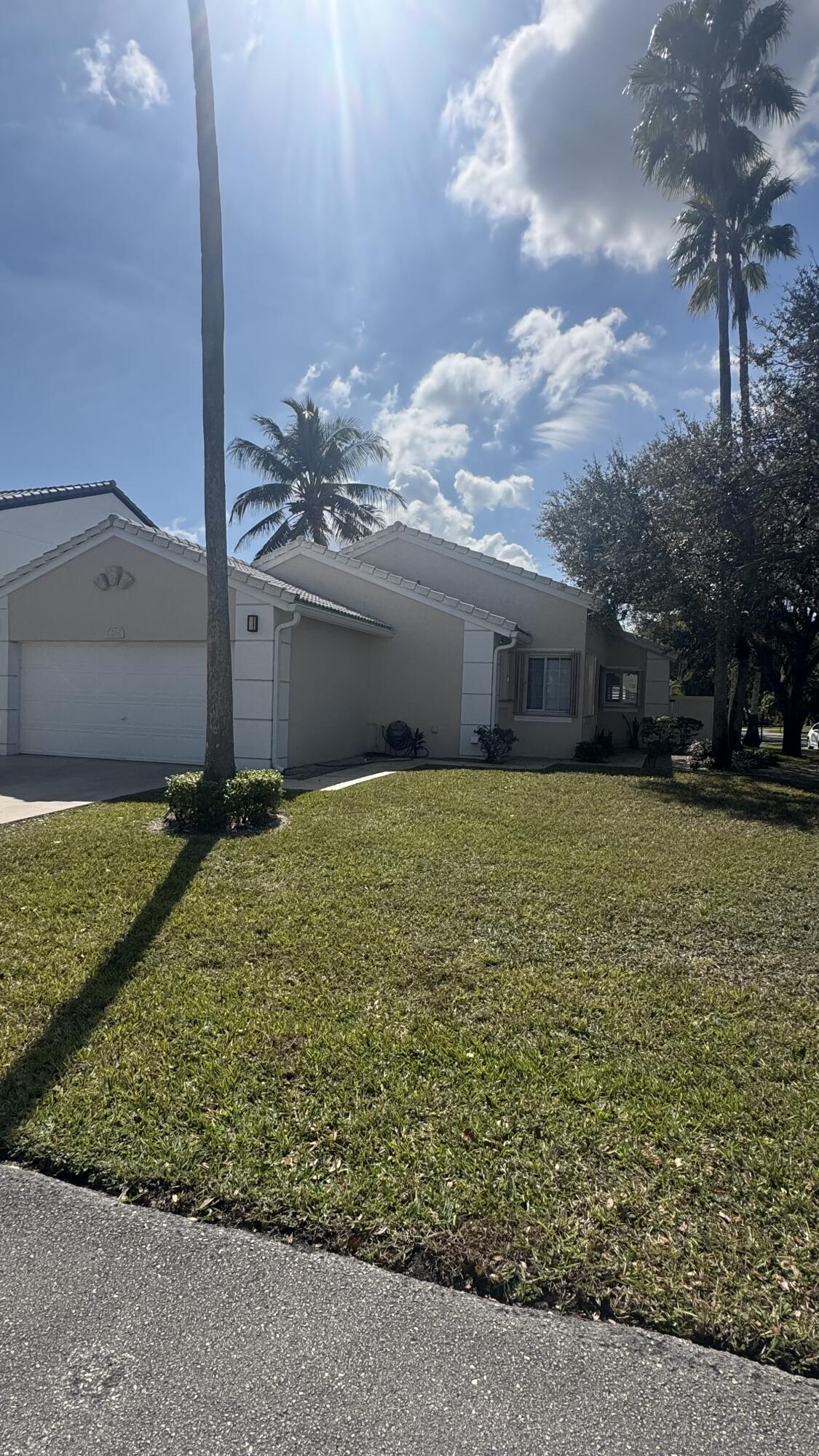 672 NW 45 Avenue Property Photo 1