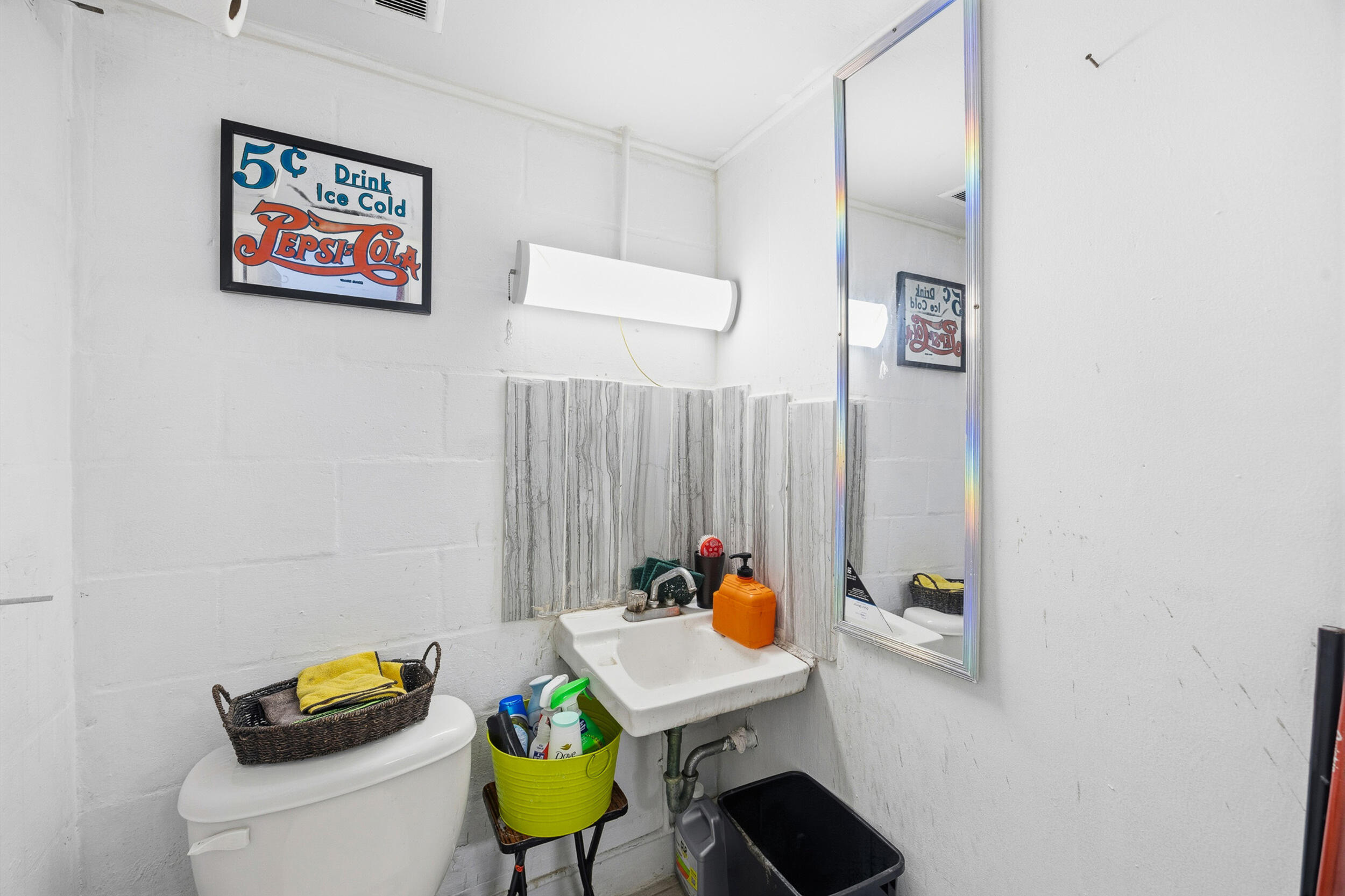 11500 Walsingham Road Property Photo 13