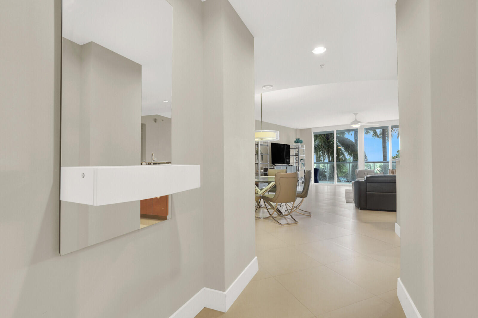 1 N Ocean Boulevard 508 Property Photo 2