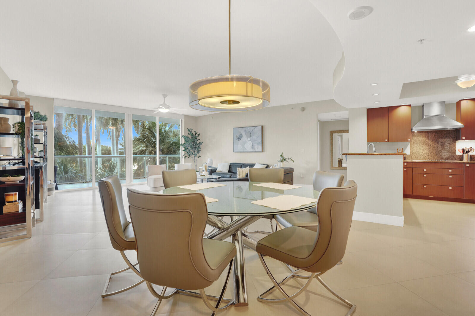 1 N Ocean Boulevard 508 Property Photo 4