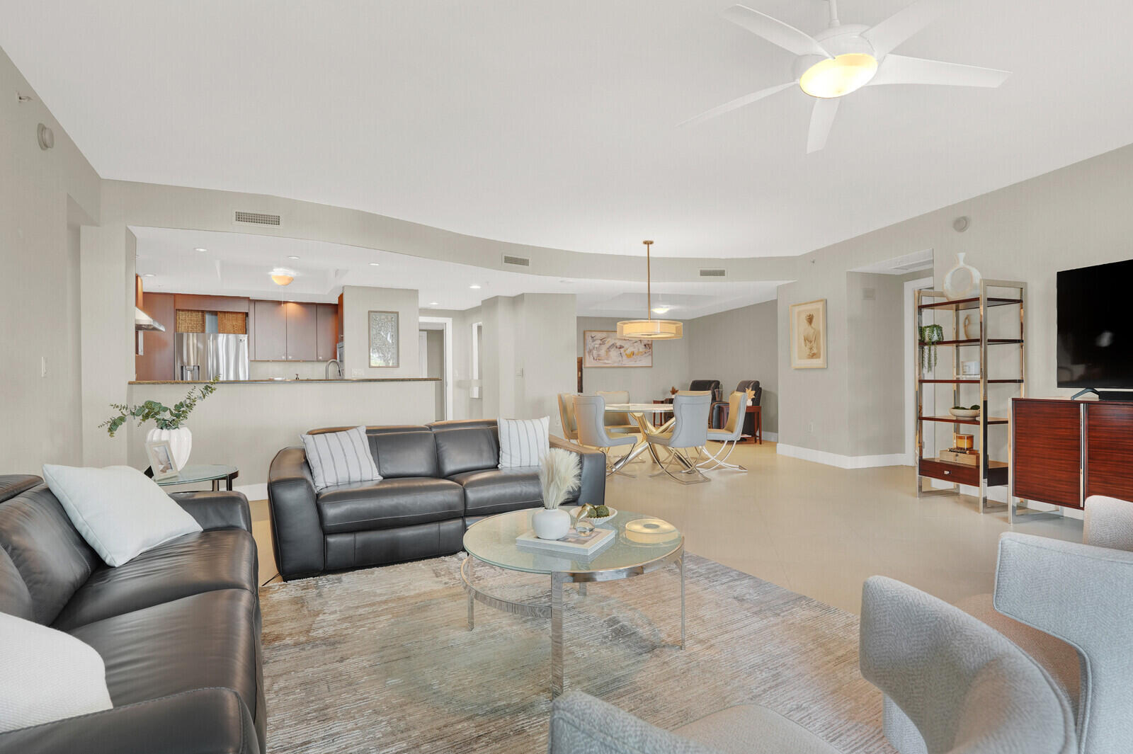 1 N Ocean Boulevard 508 Property Photo 8