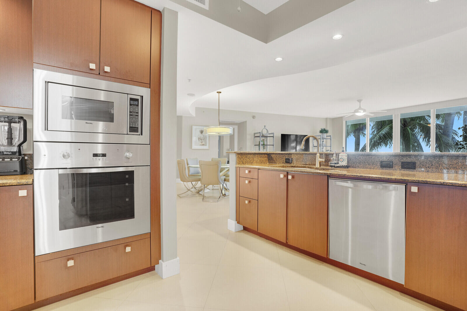 1 N Ocean Boulevard 508 Property Photo 12