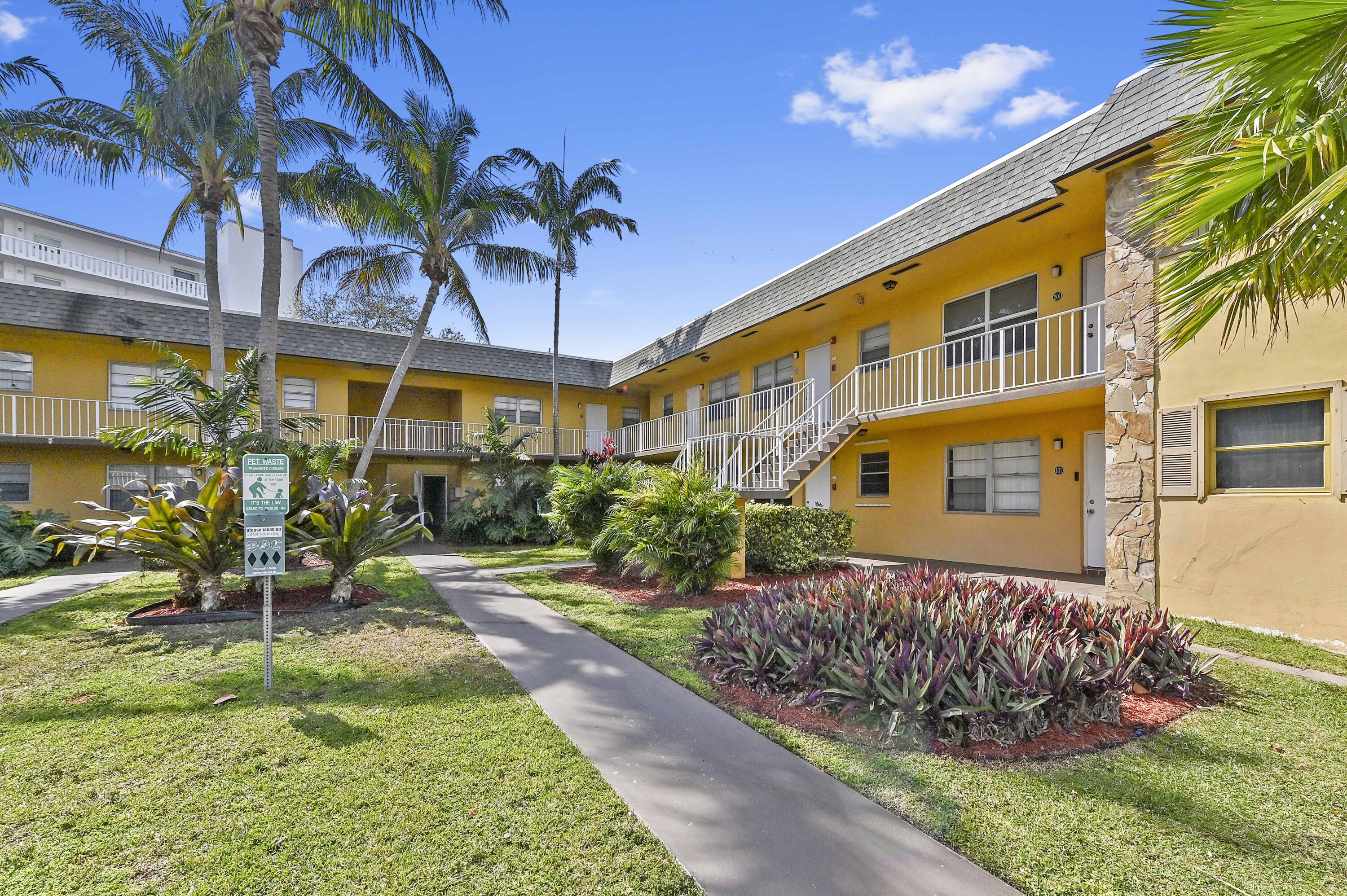 240 Croton Avenue 102