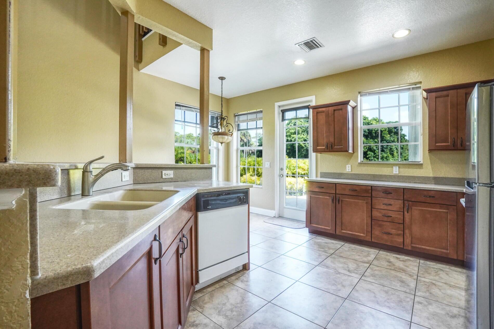 1550 C Road Property Photo 3