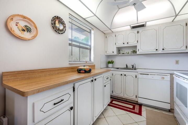 657 Brittany N Property Photo 10