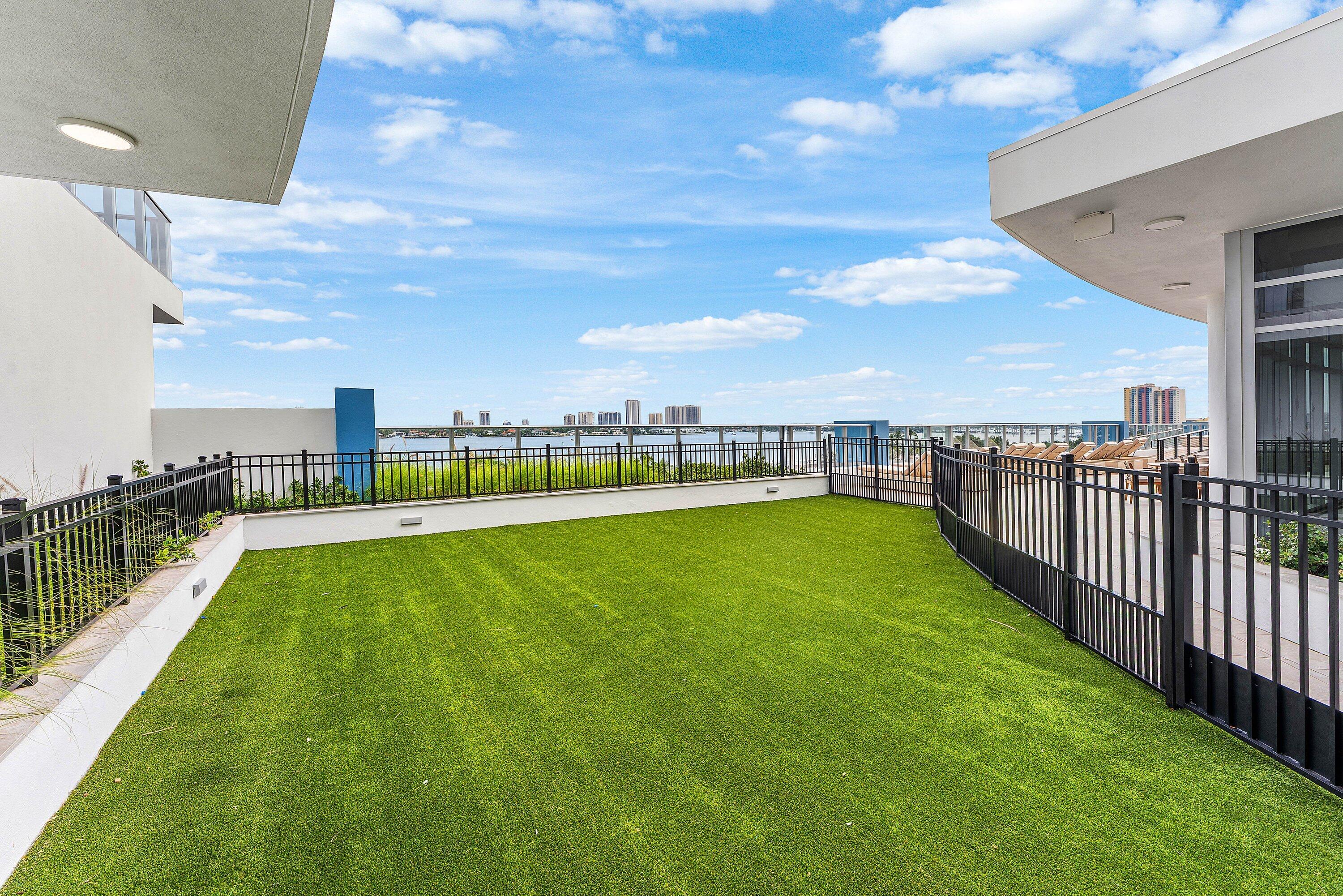 220 Lake Shore Drive 2202 Property Photo 33