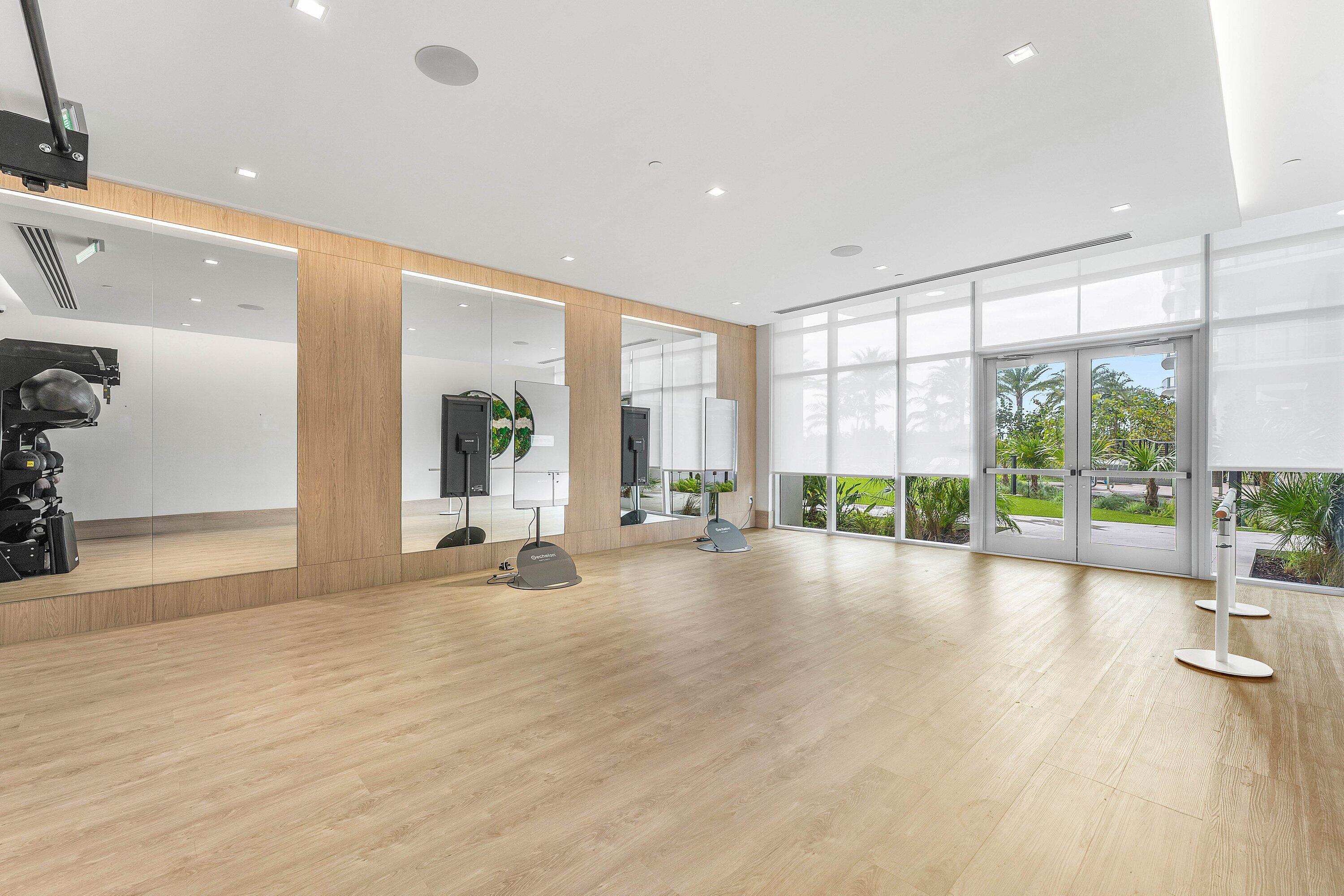 220 Lake Shore Drive 2202 Property Photo 40