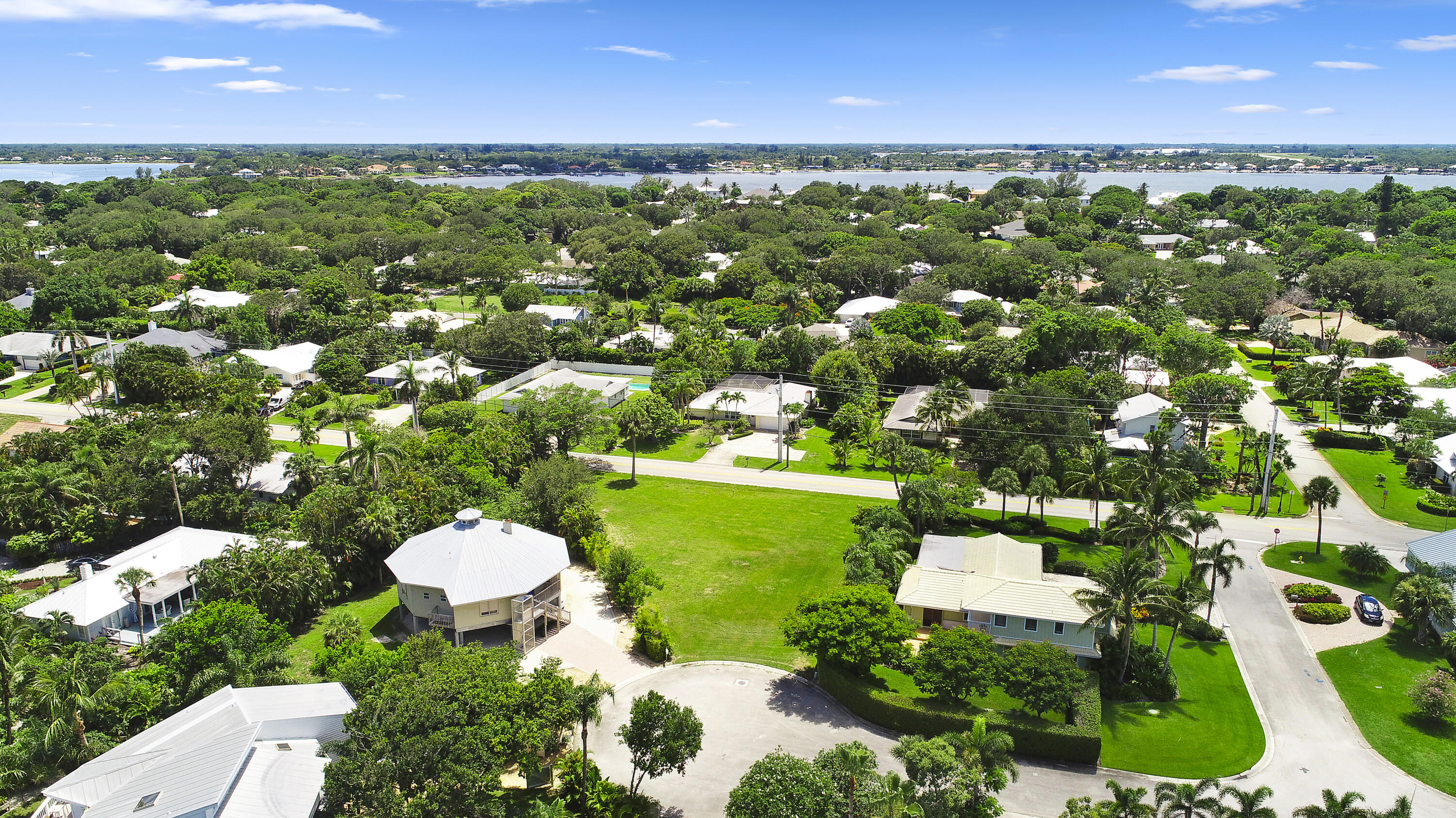 18 Cranes Nest Property Photo 6